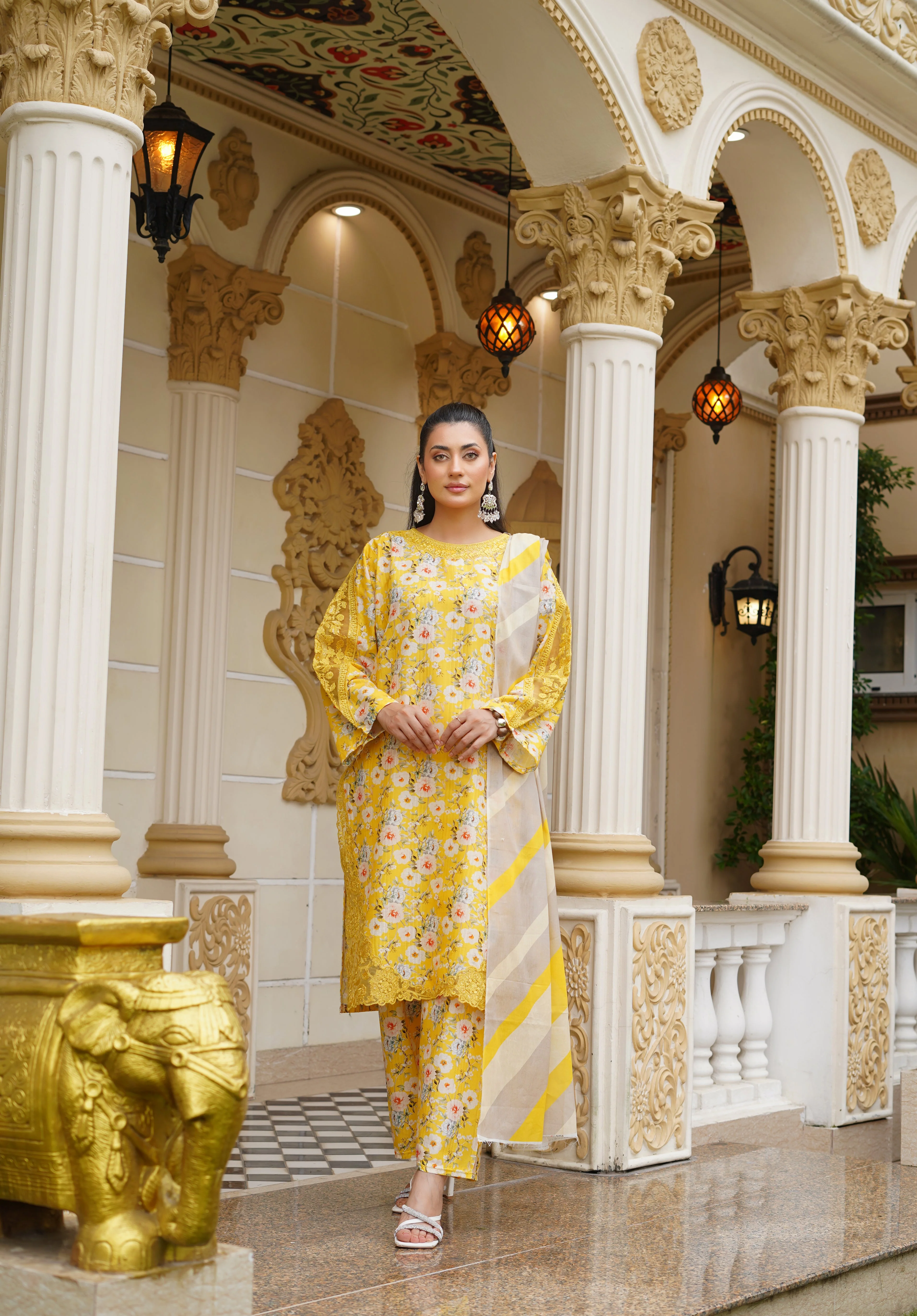 Rang E Gulposh Stitched 3 Piece Lawn SuitRNG-1209 - Image 3