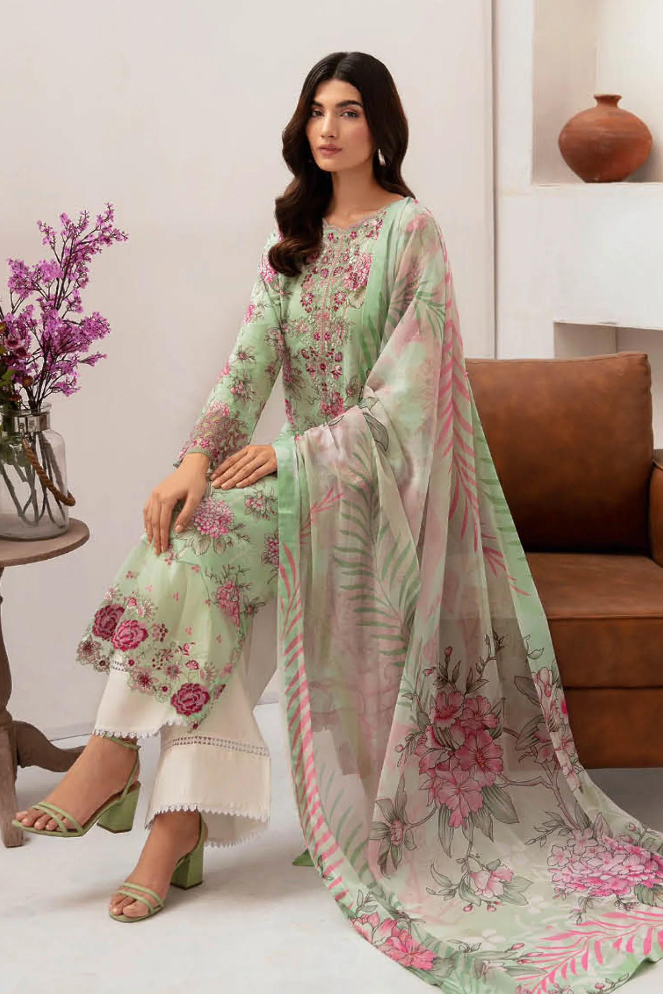 Rangrez By Ramsha Unstitched 3 Piece Luxury Lawn Vol-07 Collection-N-702 - Image 4