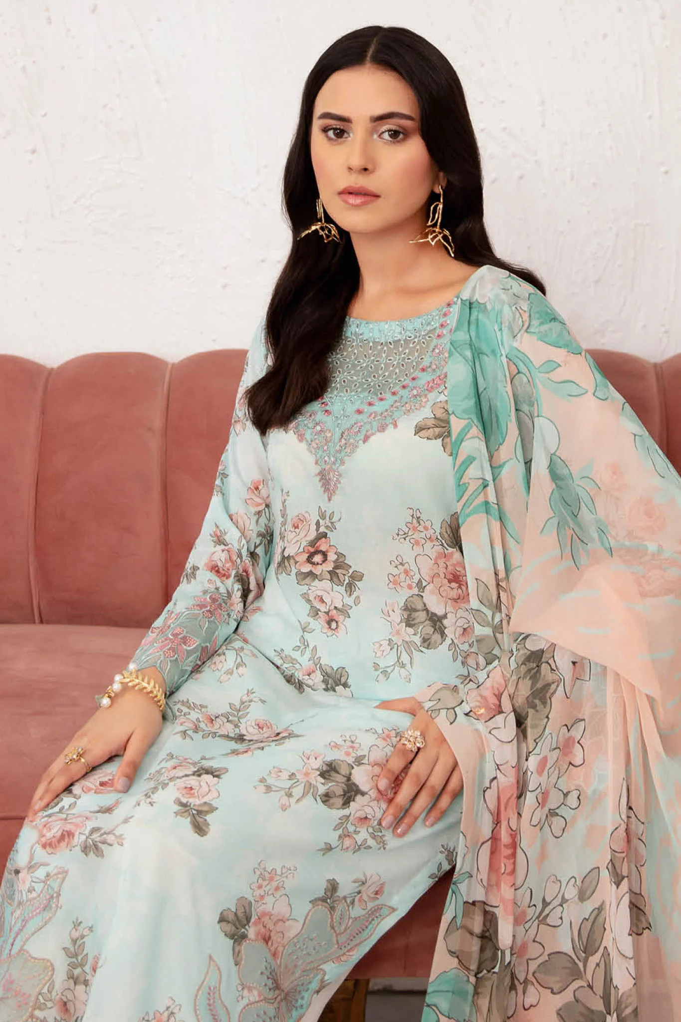 Rangrez By Ramsha Unstitched 3 Piece Luxury Lawn Vol-07 Collection-N-709 - Image 4