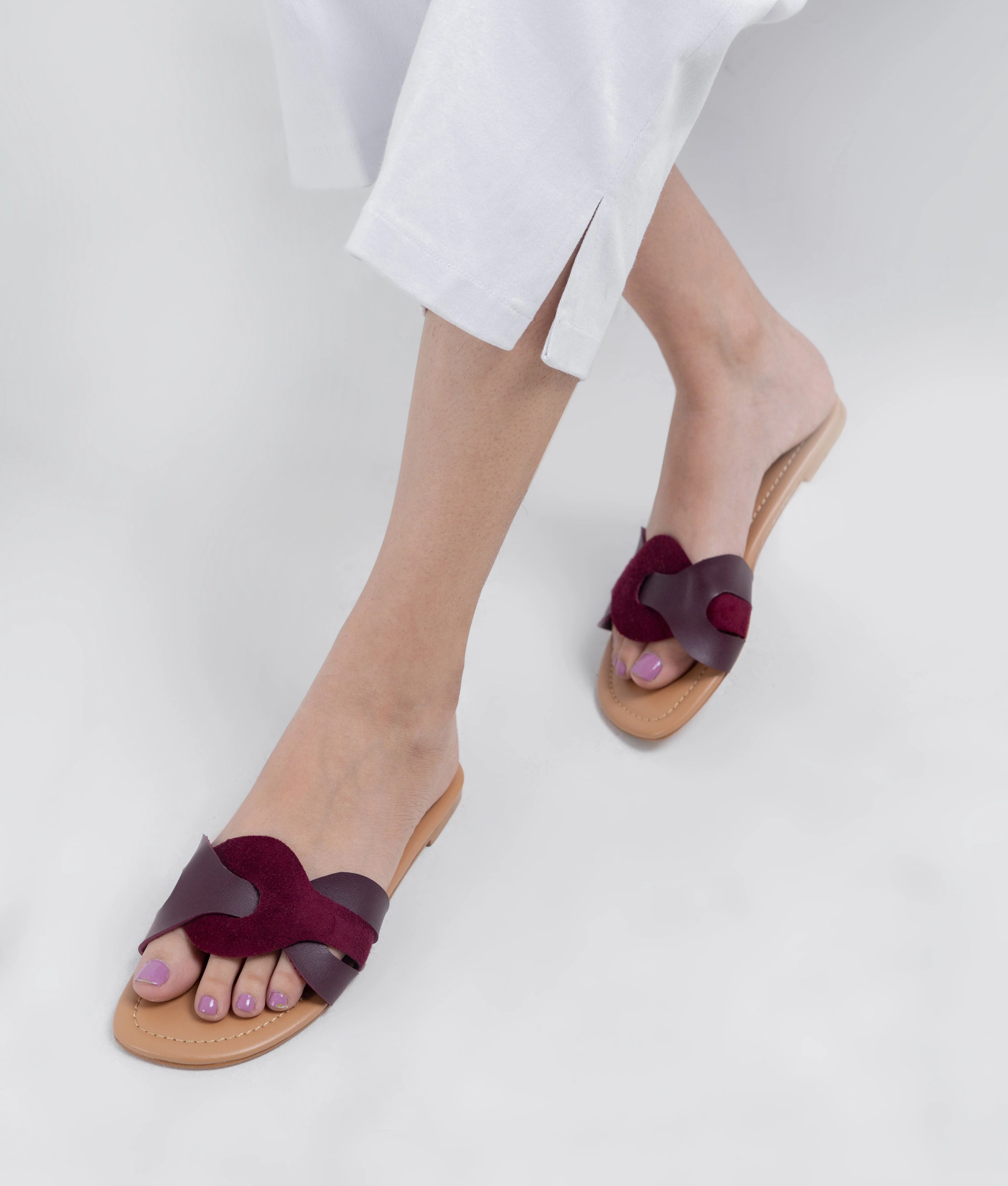 RTW Creation - Burgundy suede flats - Image 6