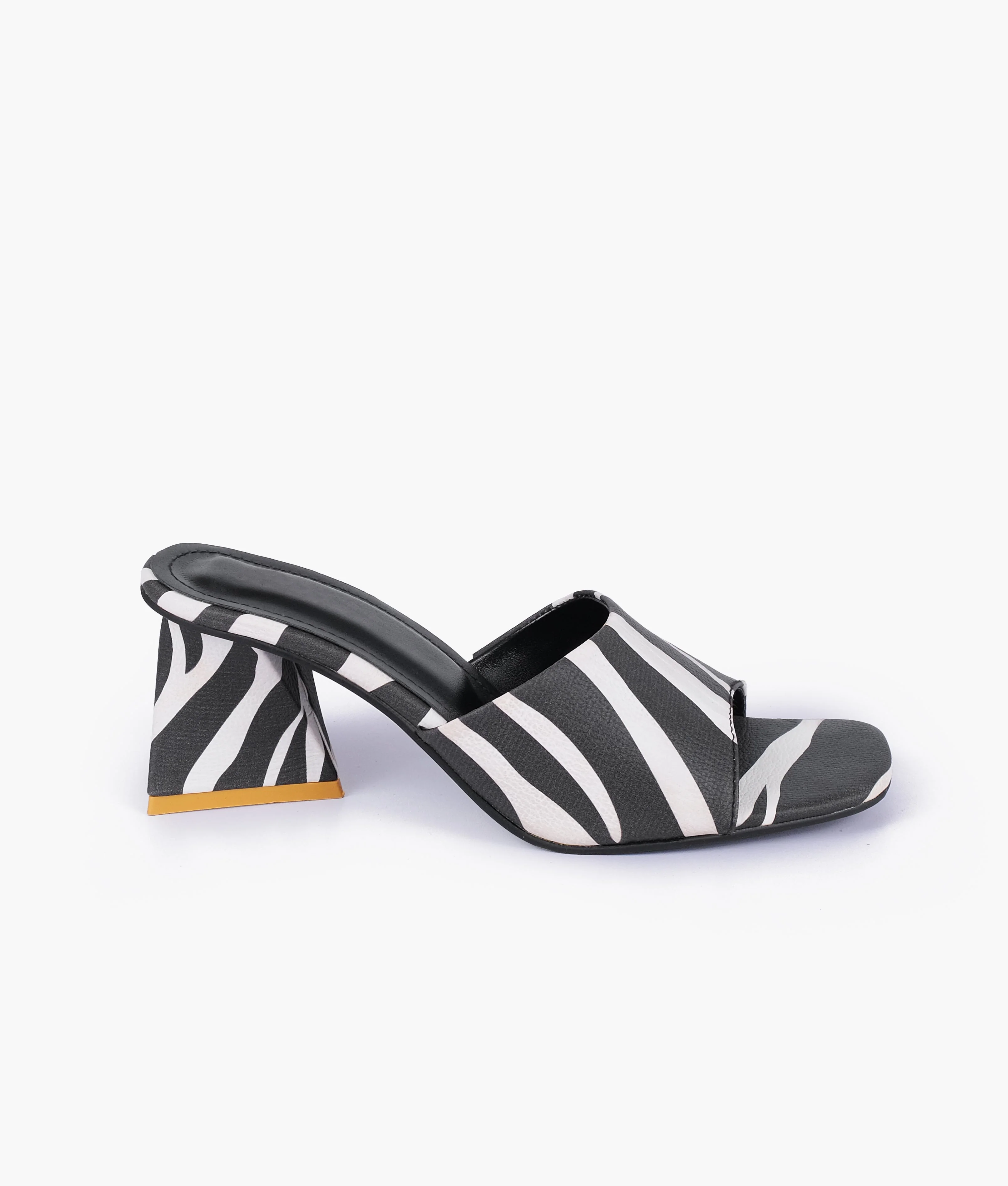 RTW Creation - Chic zebra heeled mules - Image 7