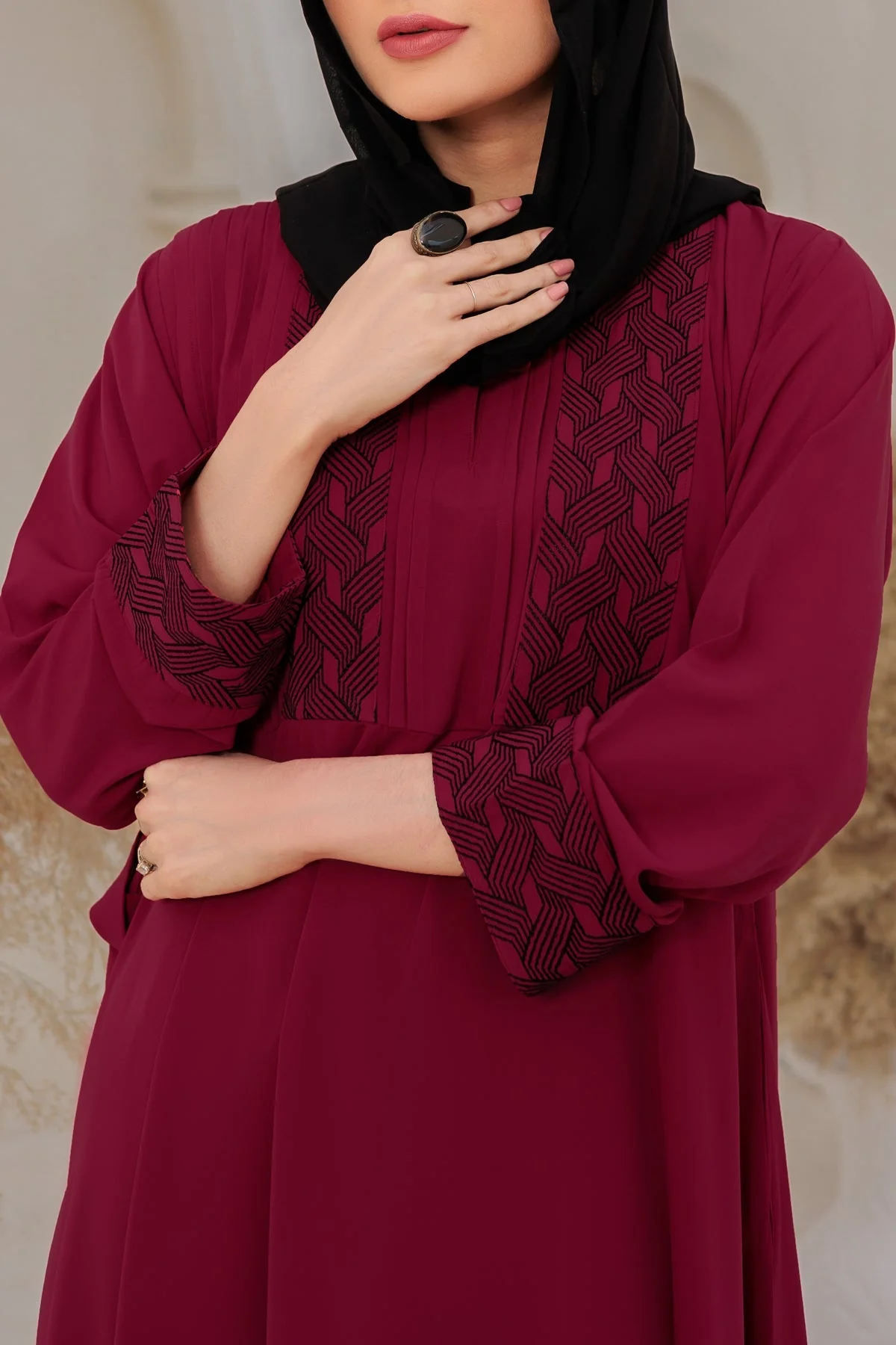 RTW Creation - Jasper Red Abaya - Image 3