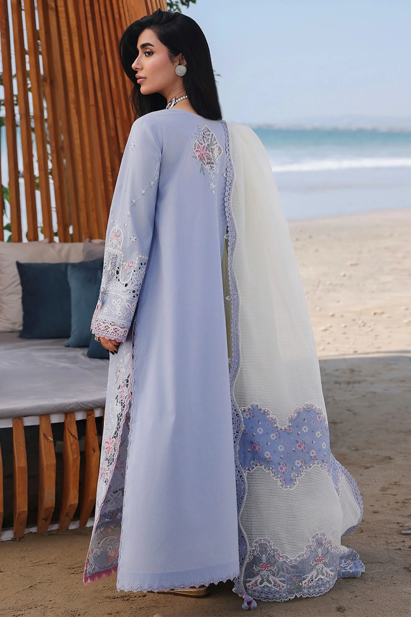 Sahil By Qalamkar Unstitched 3 Piece Luxury Lawn Suit-SA-08-Zayna - Image 3