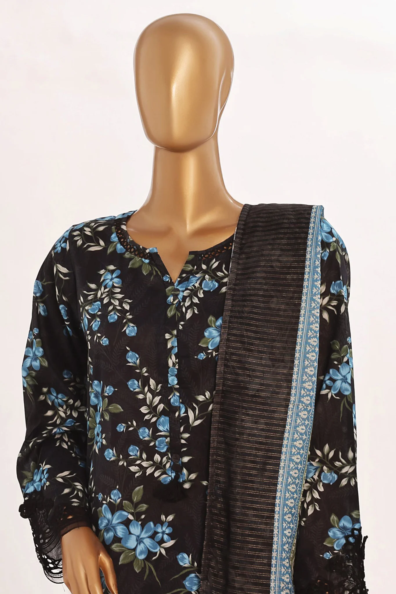Sada Bahar Stitched 3 Piece Cutwork Emb Lawn Vol-04 Suit-CW-2046-Black - Image 2