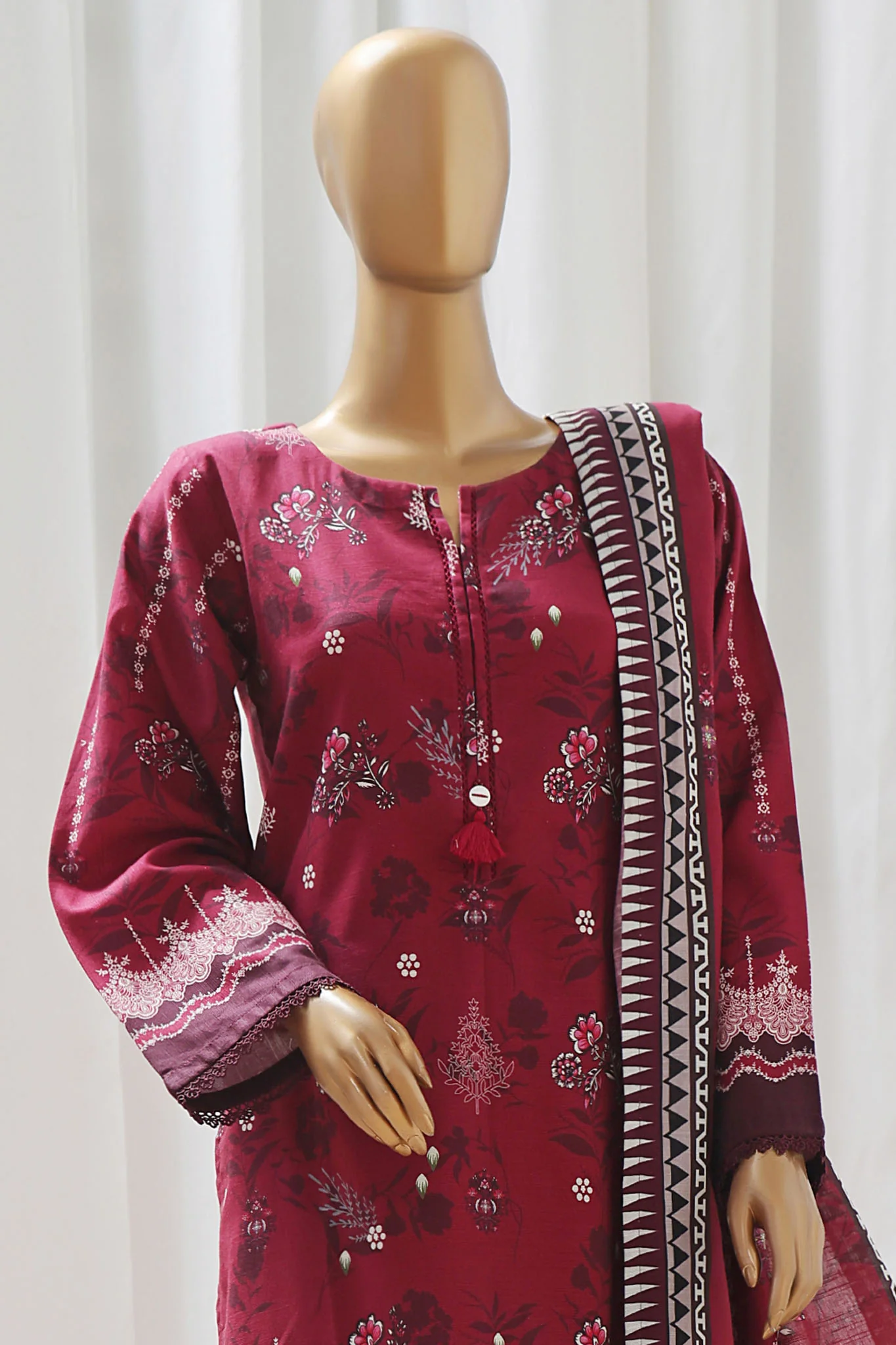 Sada Bahar Stitched 3 Piece Printed Khaddar Vol-02 Suit-D-15-Maroon - Image 2