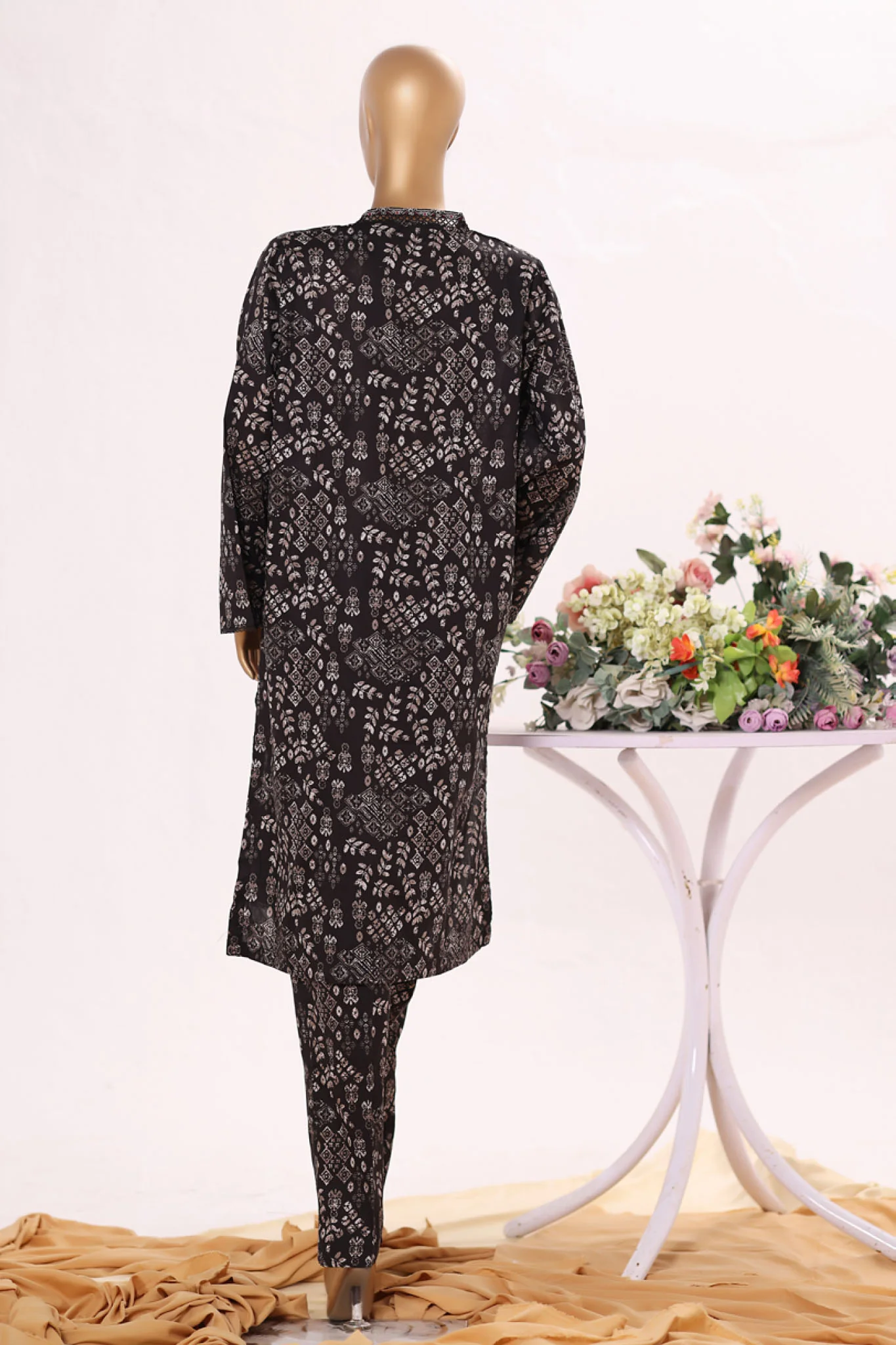 Bin Saeed Stitched 2 Piece Exclusive Printed Cotton Suit-NSM-2501-Black - Image 3