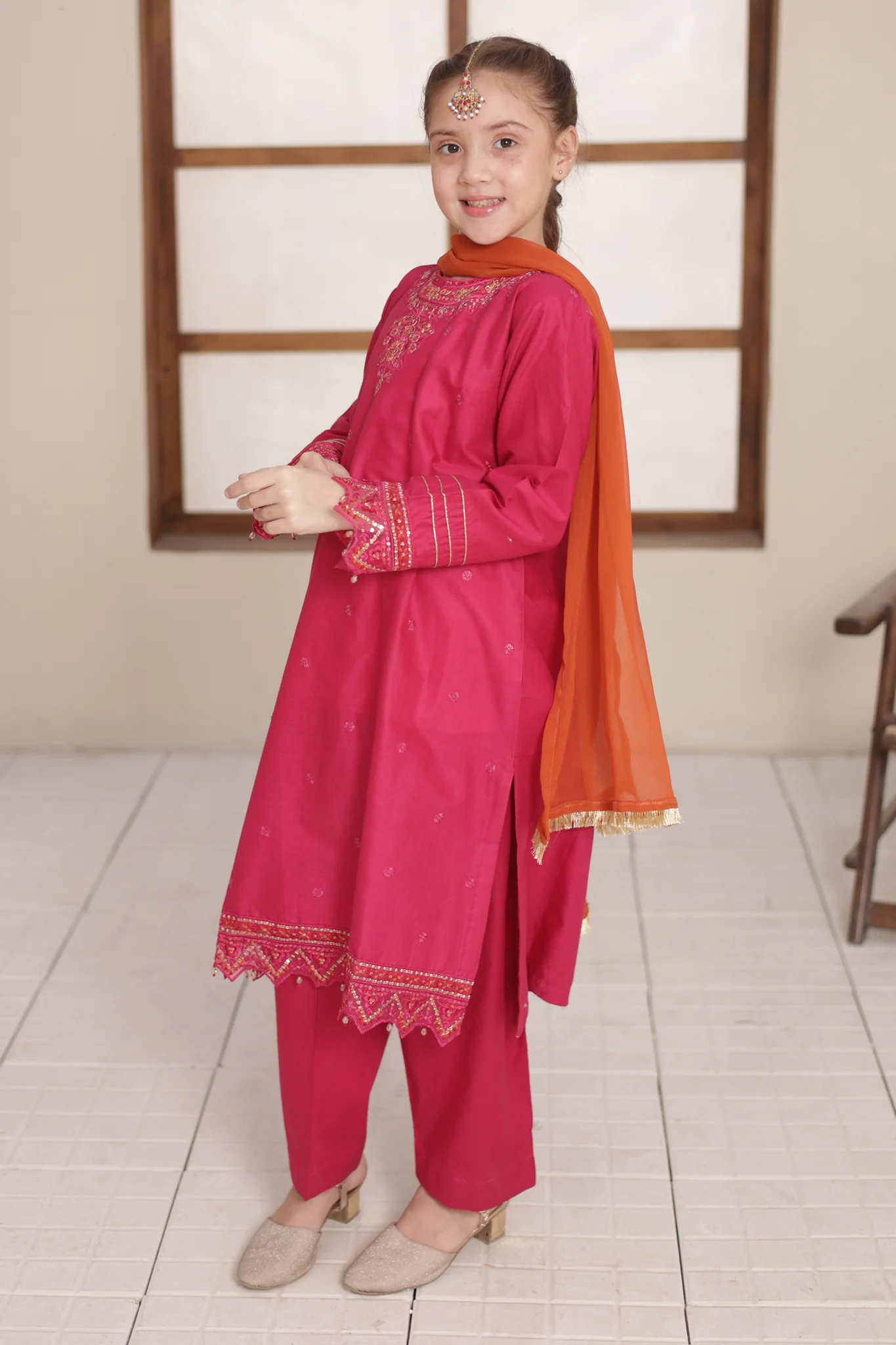 Nat Khat Guriya By Shanzey Stitched 3 Piece Cotton Suit-SHK-5606-Burgandi - Image 3