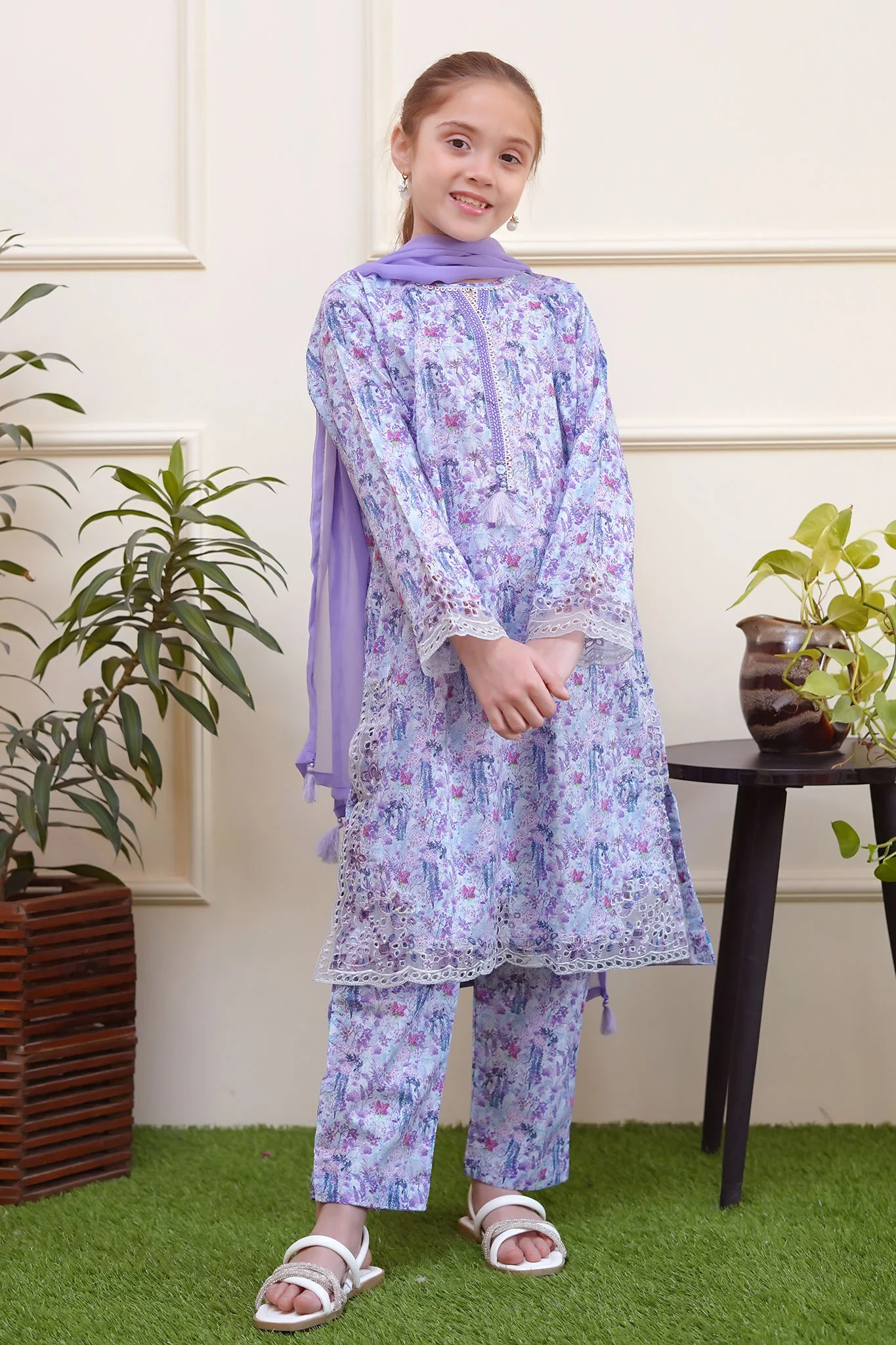 Shanzey Stitched 3 Piece Cutwork Spring Emb Lawn Collection-SHK-3703 - Image 3