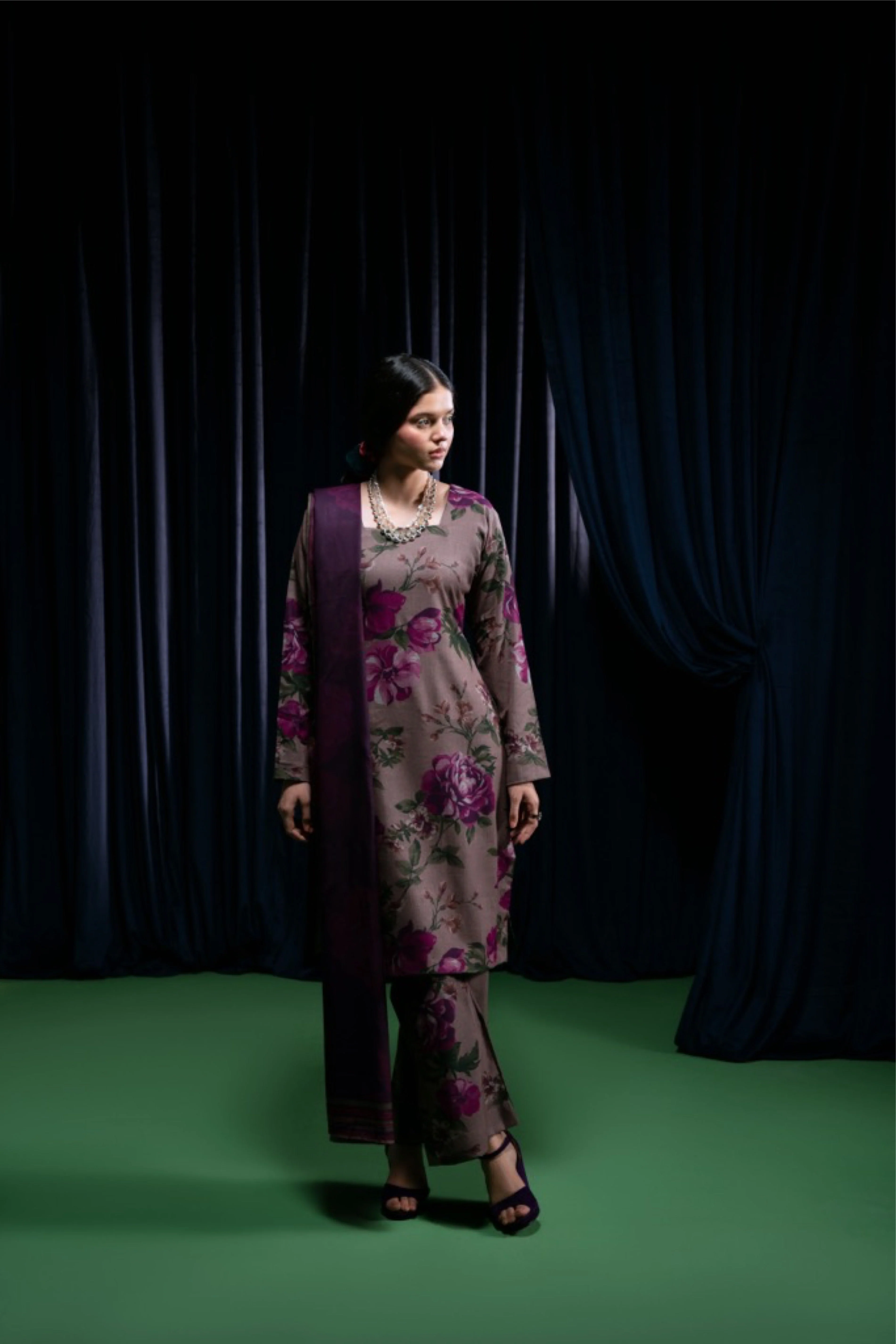 Feathers Unstitched 3 Piece Winter Collection-SHIREEN-FT416 - Image 2