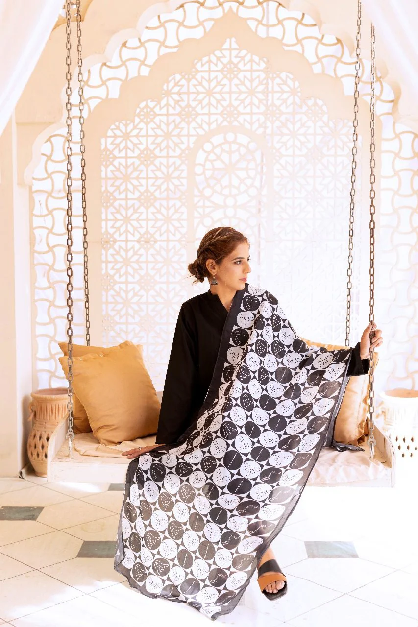 Dhaga Dupatta-Signature