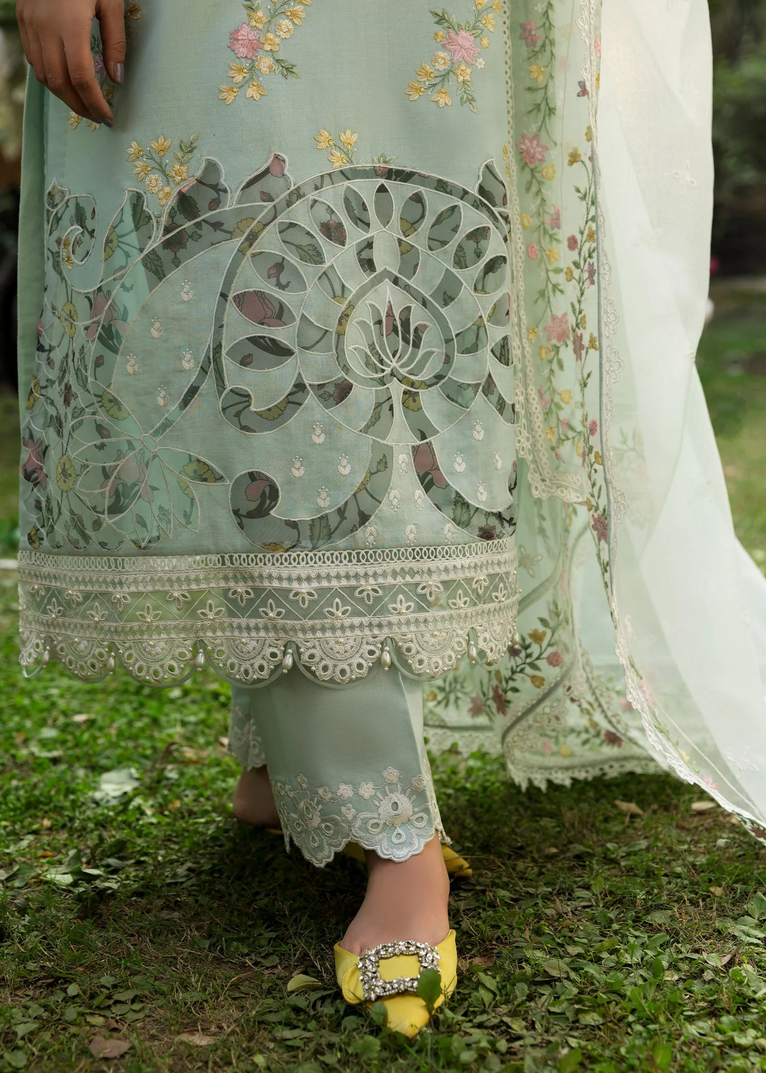 Floral Forest By Sardinia Unstitched 3 Piece Lawn Collection-Sky Petal - Image 4