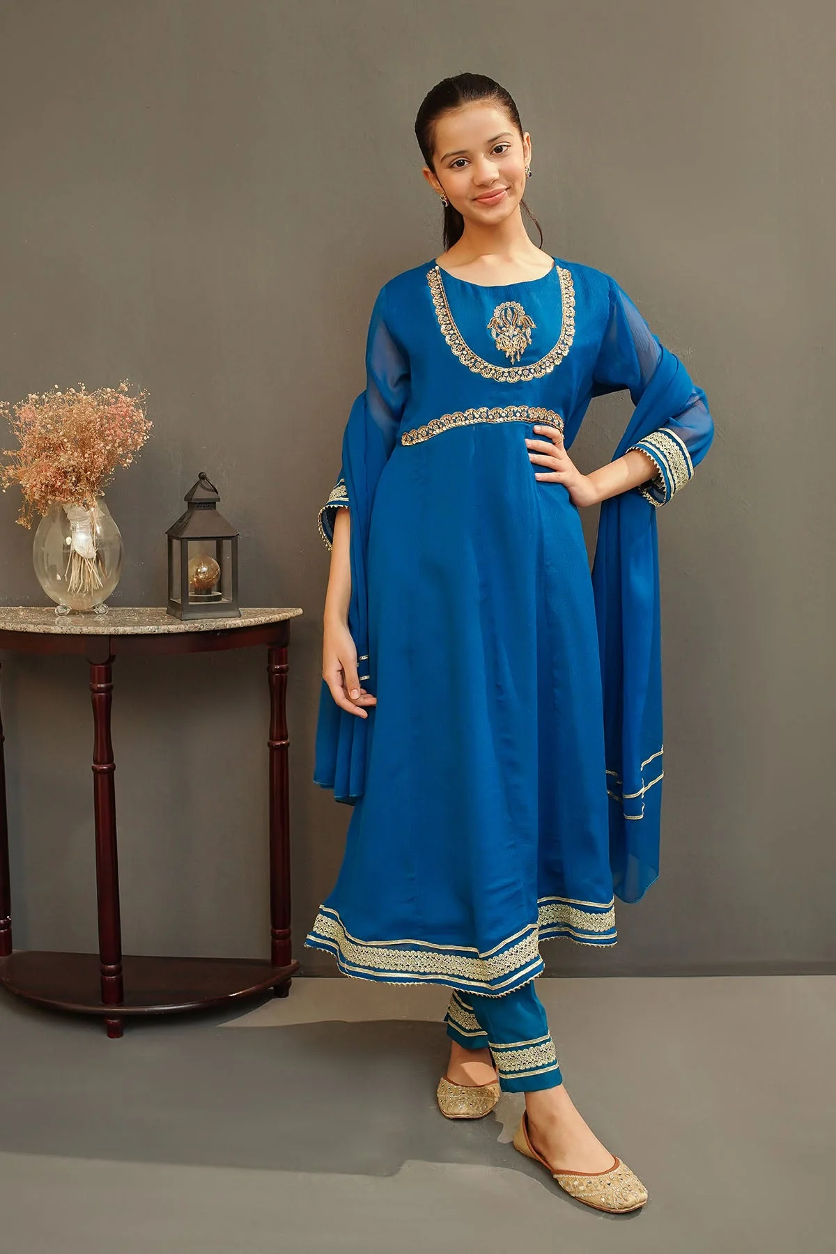 Ochre Clothing Girls Full Suits Chiffon Hand Adda Work 3 Pc Suit - Image 3