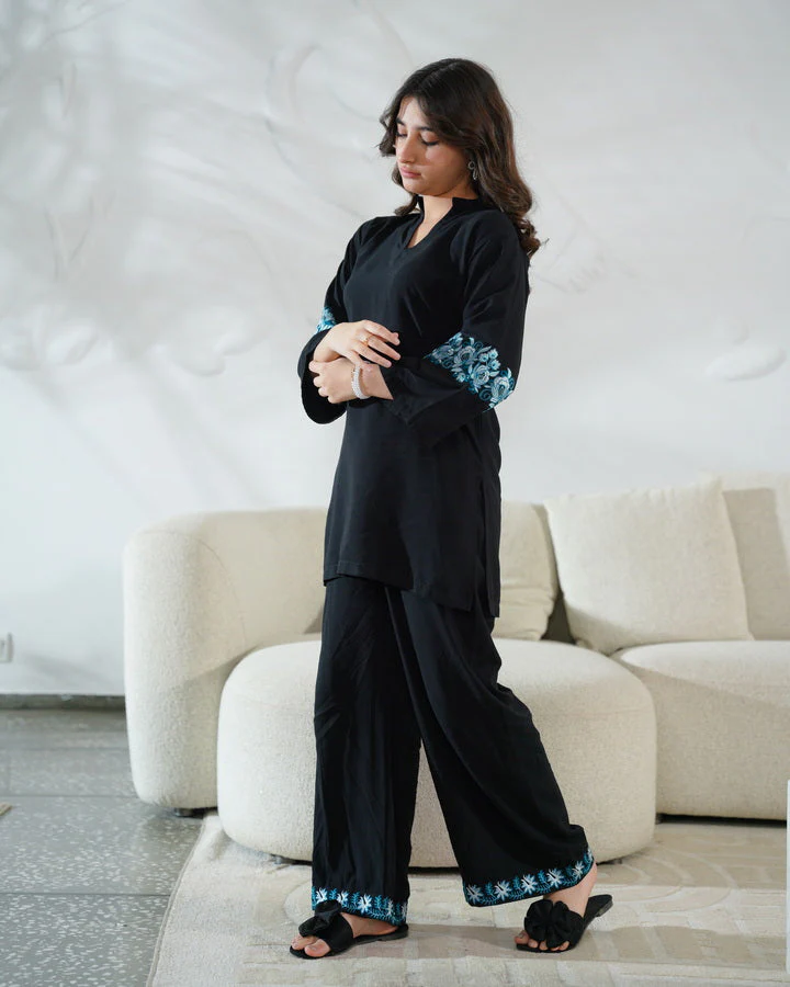 Sprinkles Stitched Emb 2 Piece Suit -Harper Tailored - Image 3