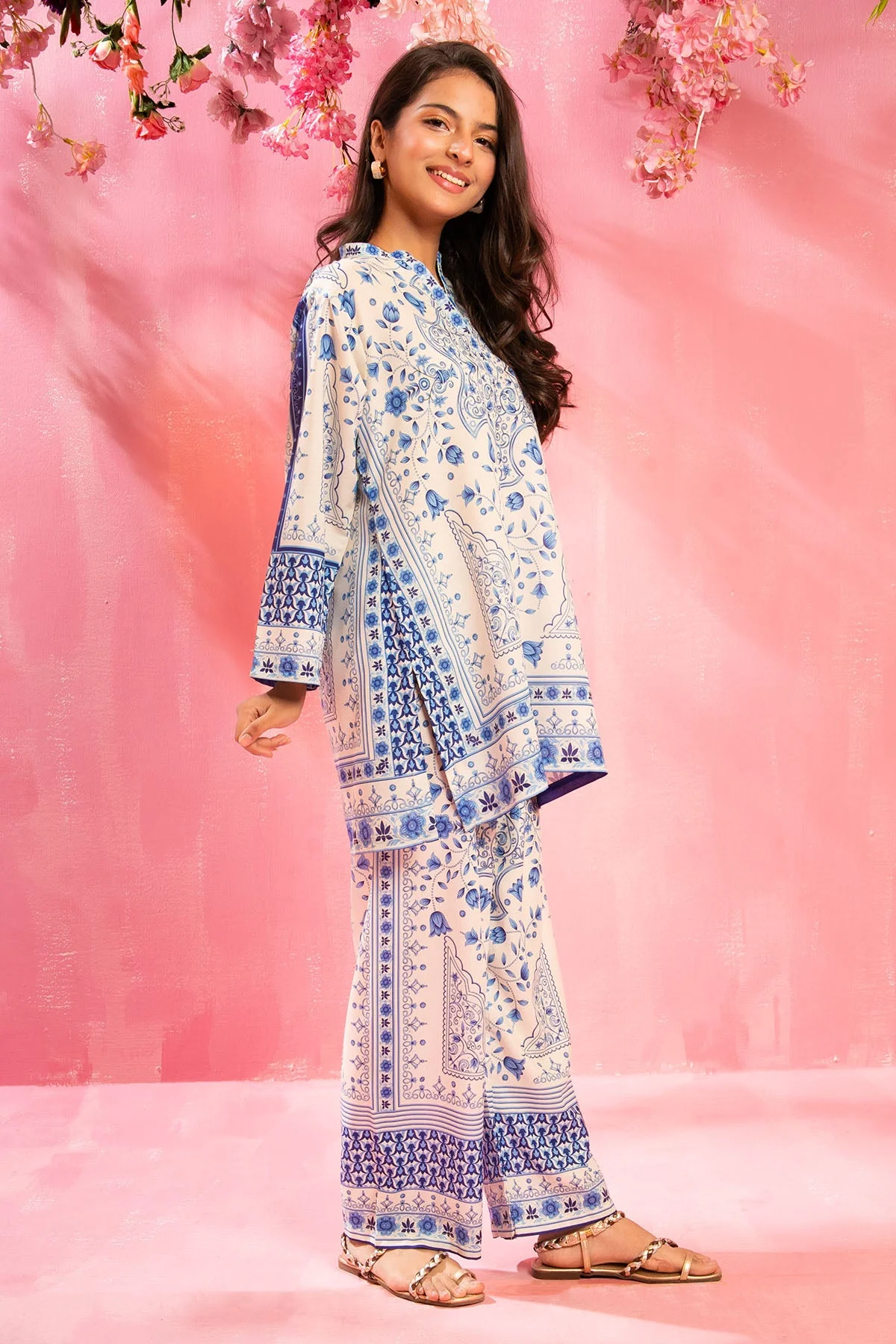 Ochre Clothing Swiss Lawn Digital Printed 2 Pc Suit - Image 3