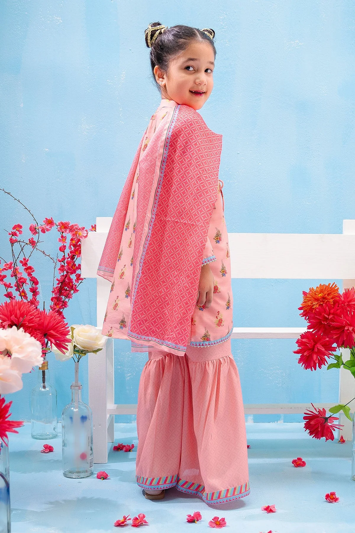 Ochre Clothing Swiss Lawn Digital Printed 3 Pc Suit - Image 4