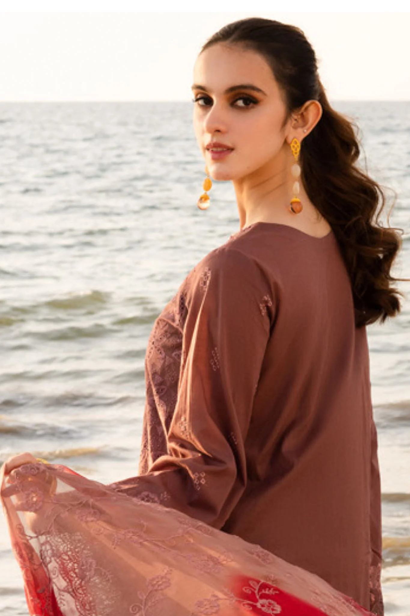 Tehzeeb By Riaz Arts Unstitched 3 Piece Emb Chikankari Lawn Vol-03 Suit-TL-428 - Image 3