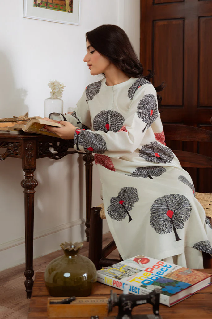 Not So Basic By Qariney Stitched 2 Piece Winter Suit-The Heart - Image 2
