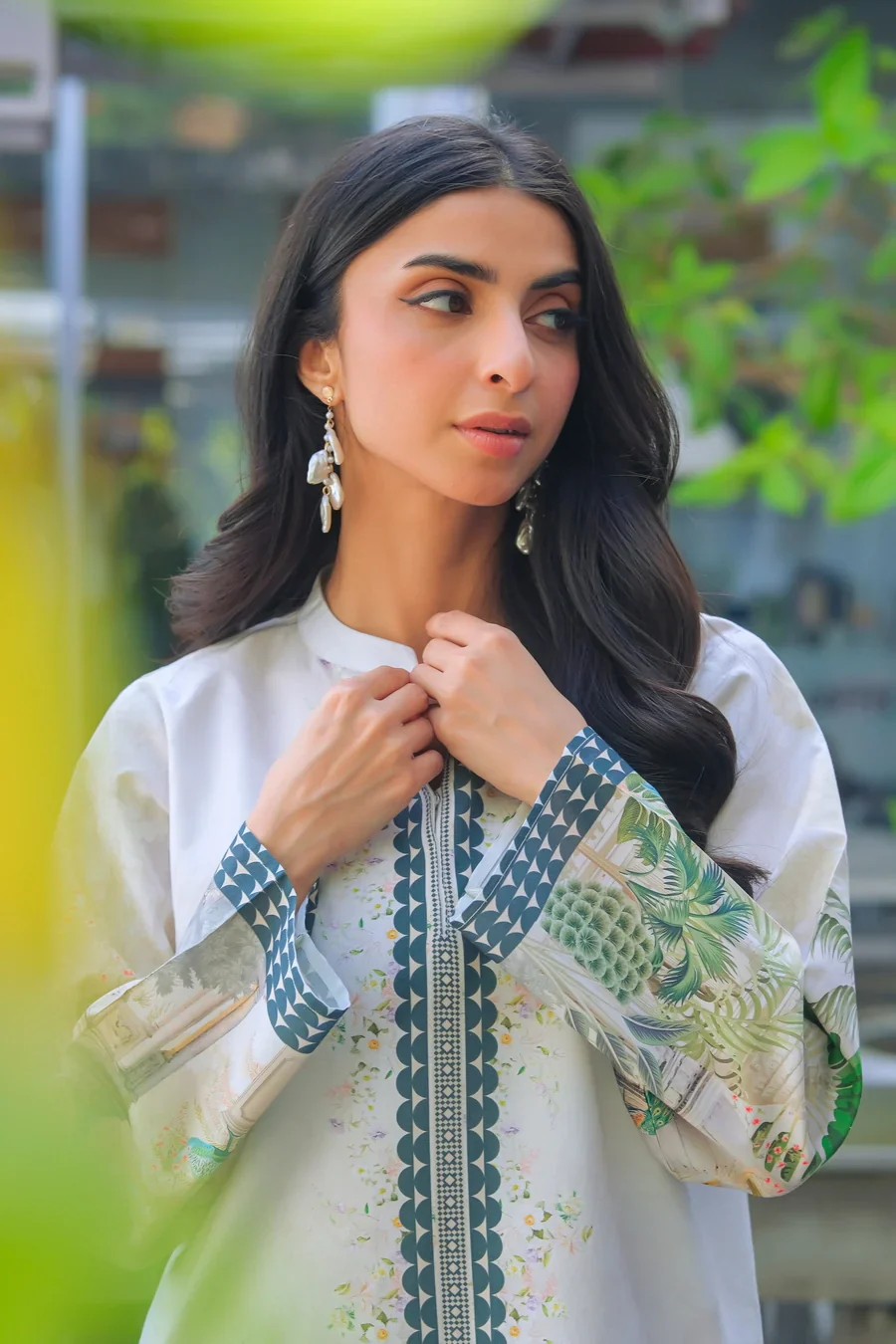 Amal Stitched 2 Piece Luxury Lawn Collection-Majestic - Image 4