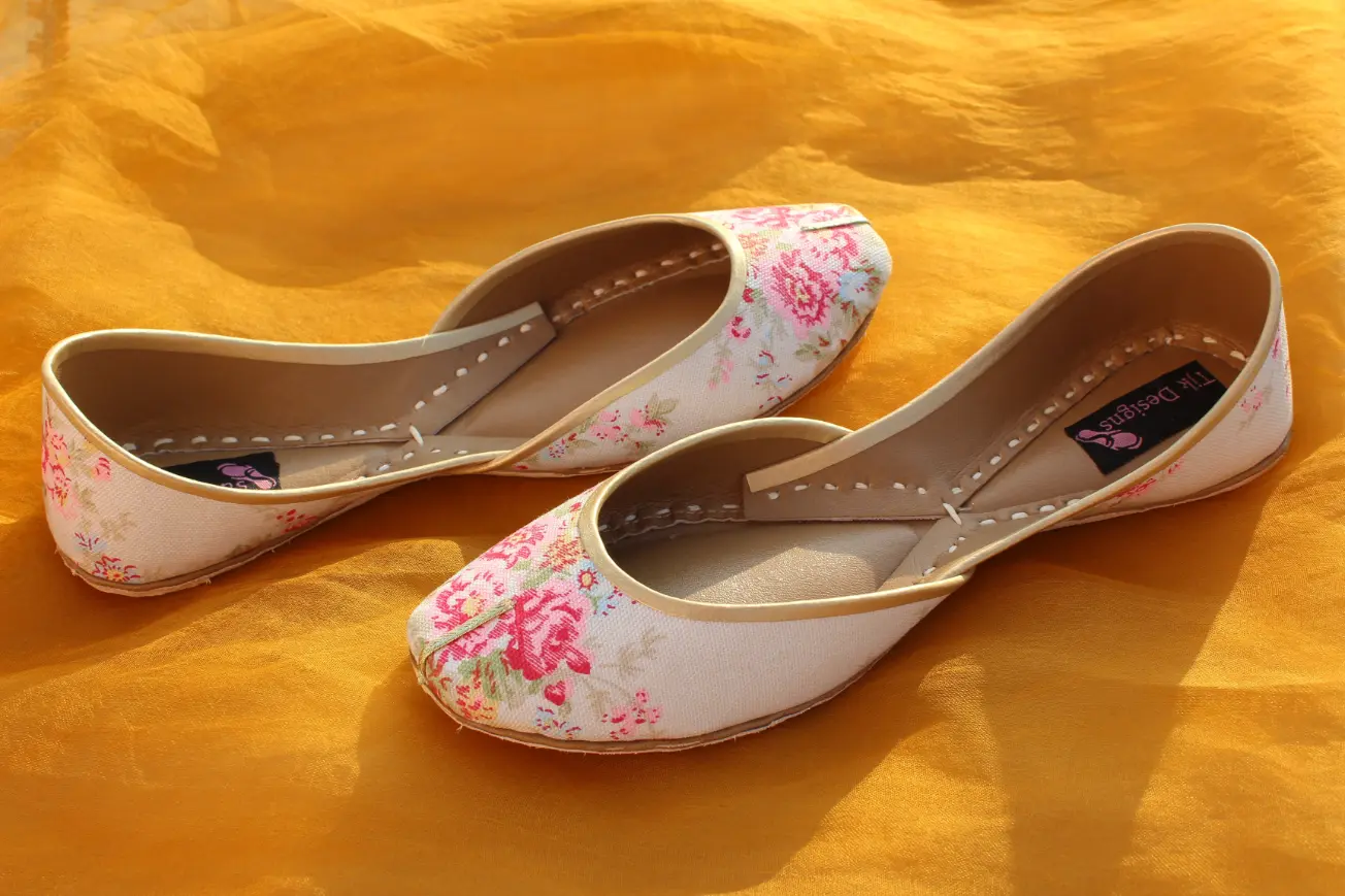 TJK Designs Khussa Suit-Baharan