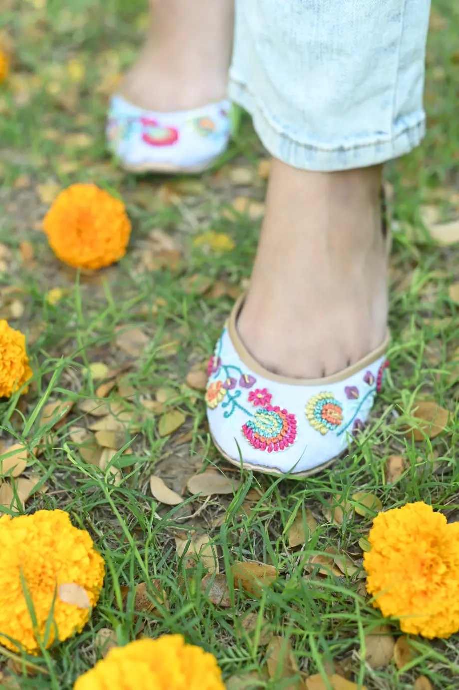 TJK Designs Khussa Suit-Flower Vase Kids