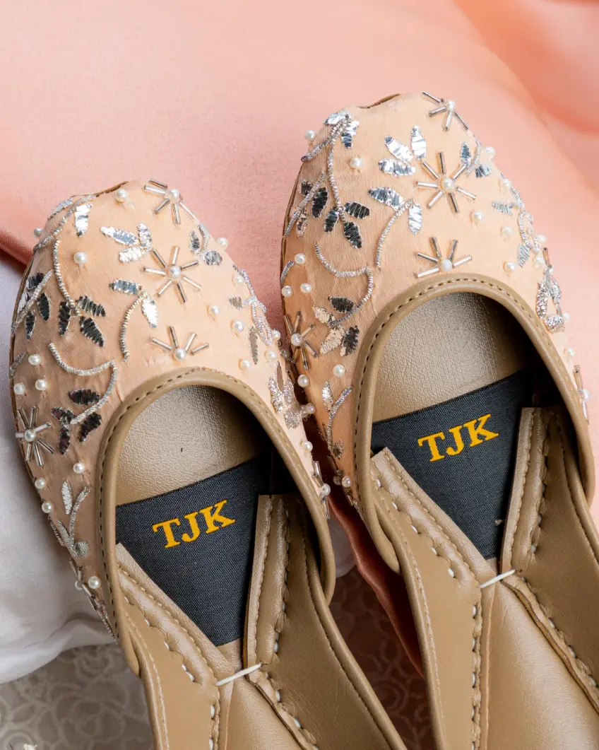 TJK Designs Khussa Suit-Sunehri Saawan - Image 2