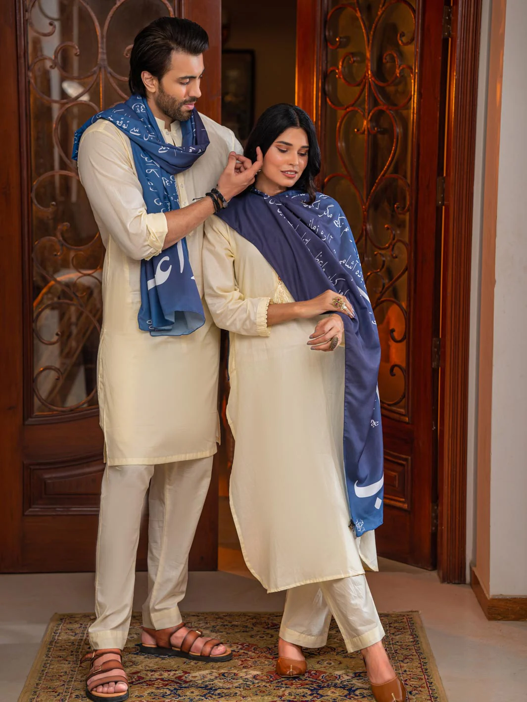Tng By Md Stole Collection-Ghalib Ki Khuwaish Stole - Image 7