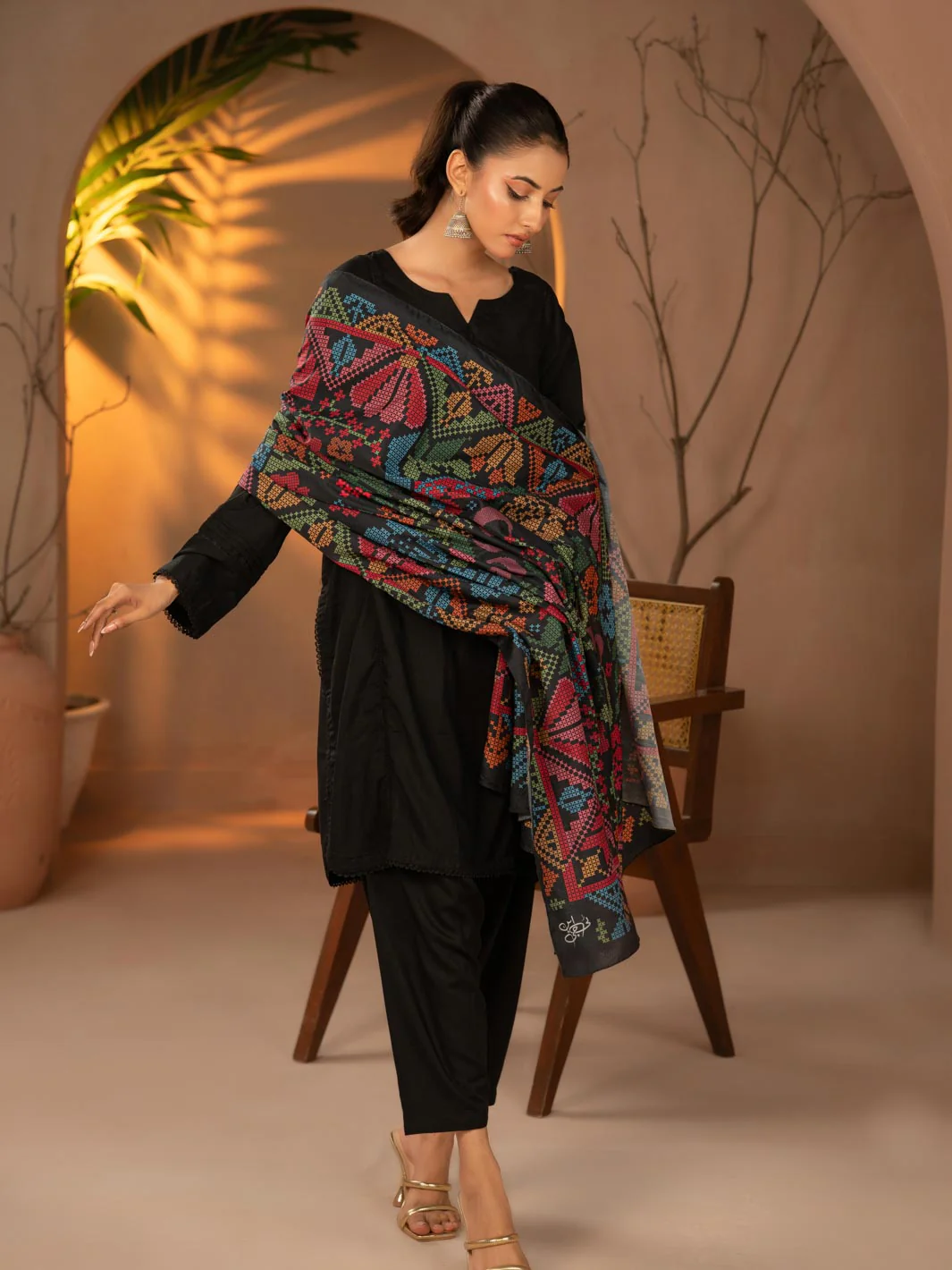 Tng By MD Shawl Collection-Kashida Kaari - Image 3