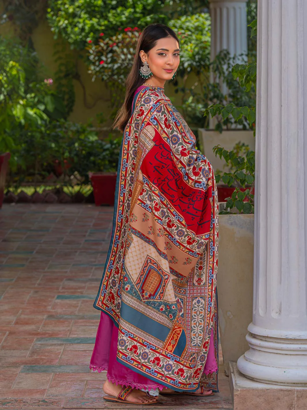 Tng By Md Womens Shawl Collection-Mughal Mahal - Image 3