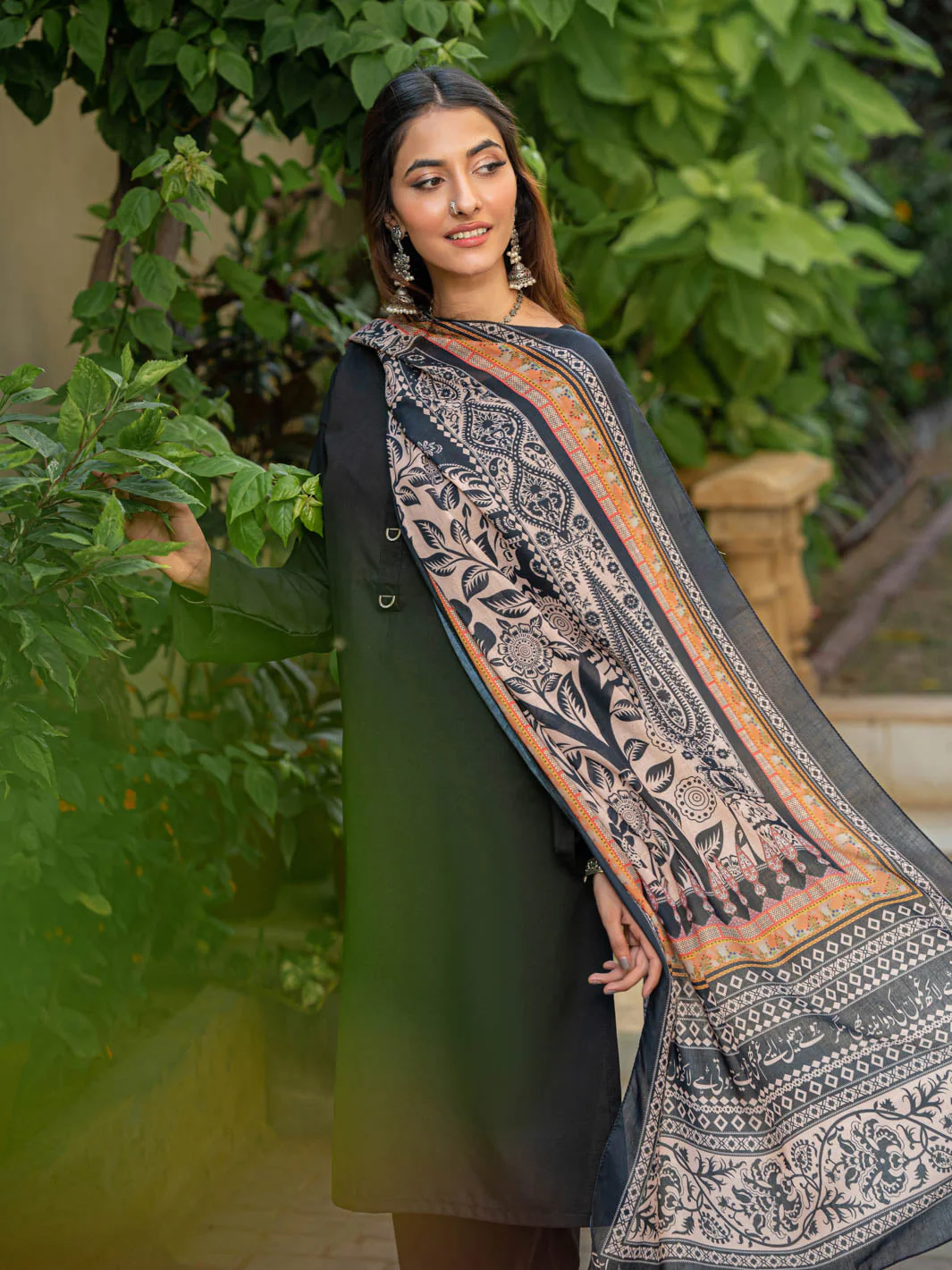 Tng By Md Stole Collection-Mukhtalif Stole - Image 4