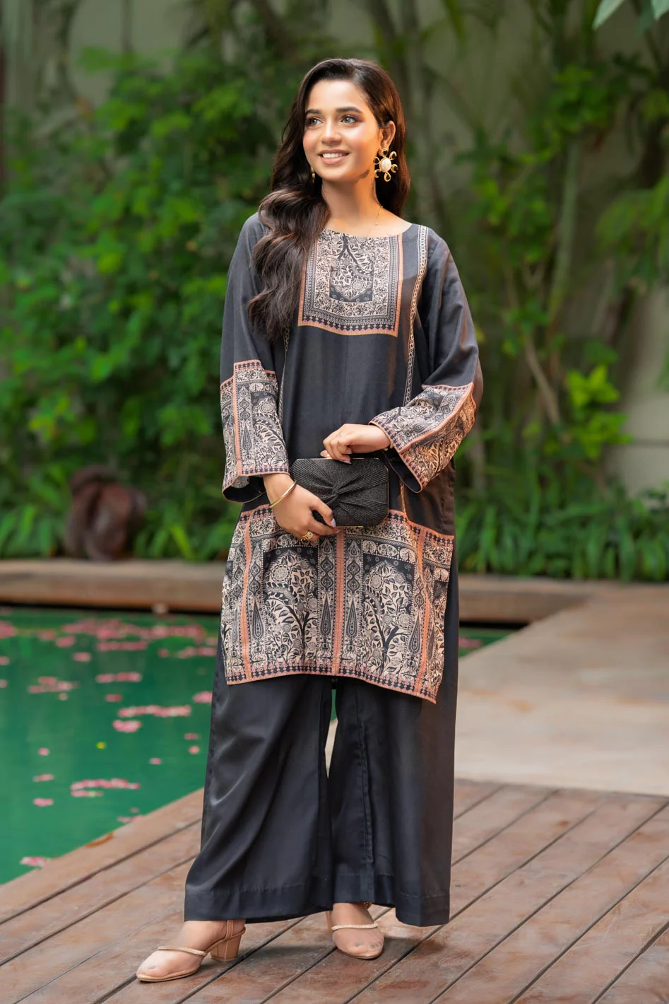 Tng By Md Stitched Baag Collection-Noor e Shab | 2 Piece | Printed | Black