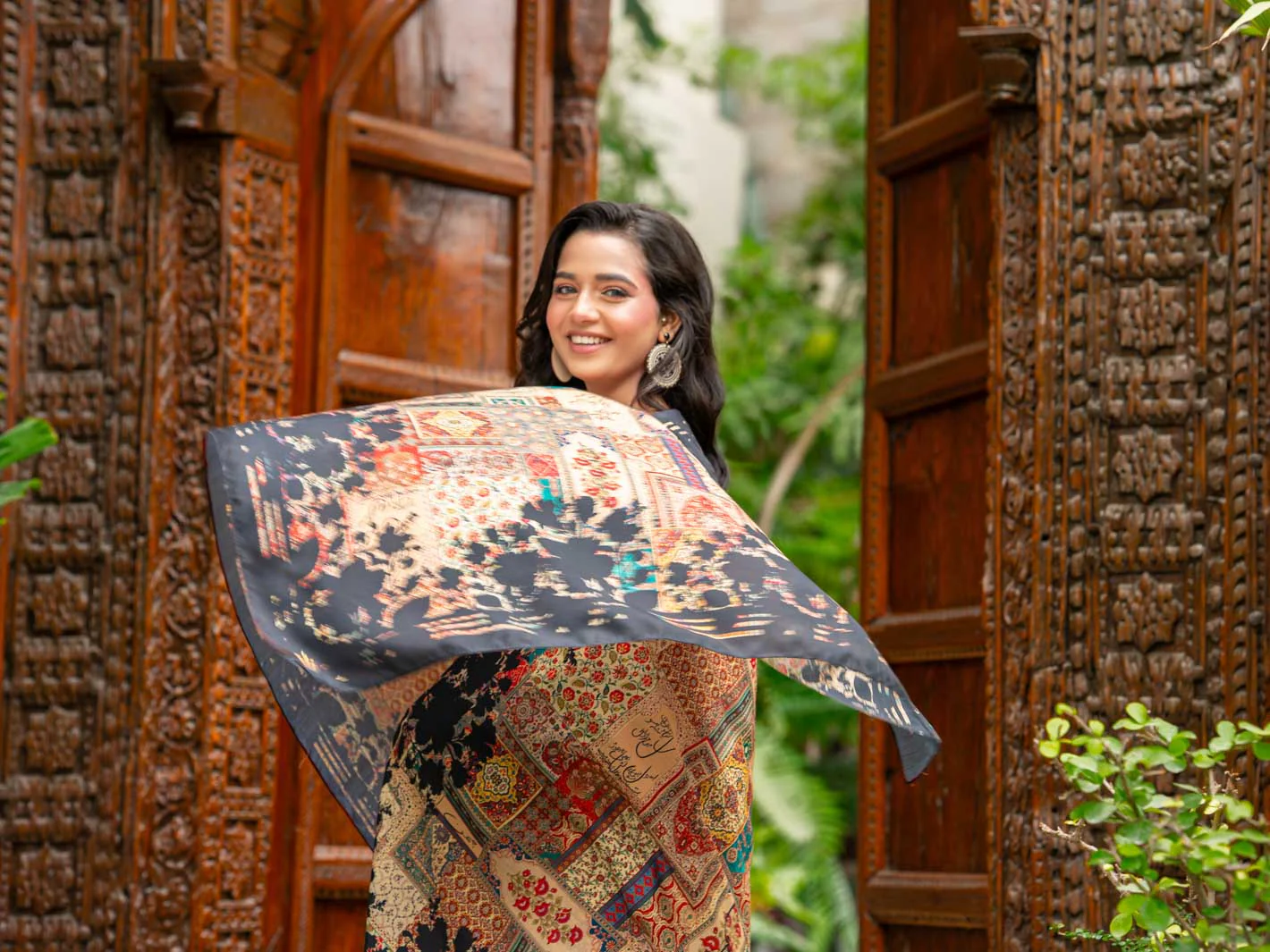 Tng By Md Odhni Collection-Rukhsaar Odhni - Image 3
