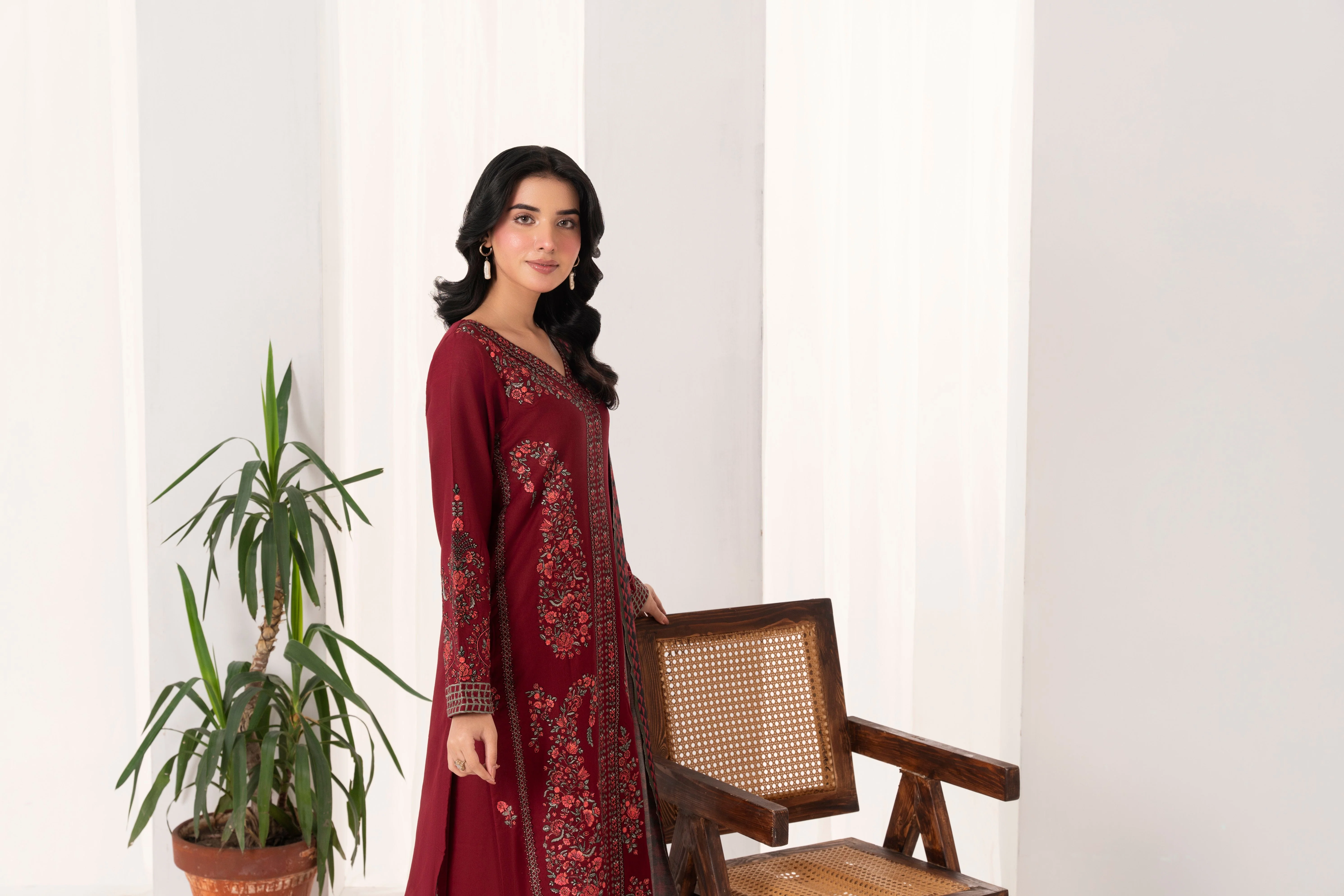 Feathers Unstitched Winter Arrivals Suit-VELFROST-FT549 - Image 5