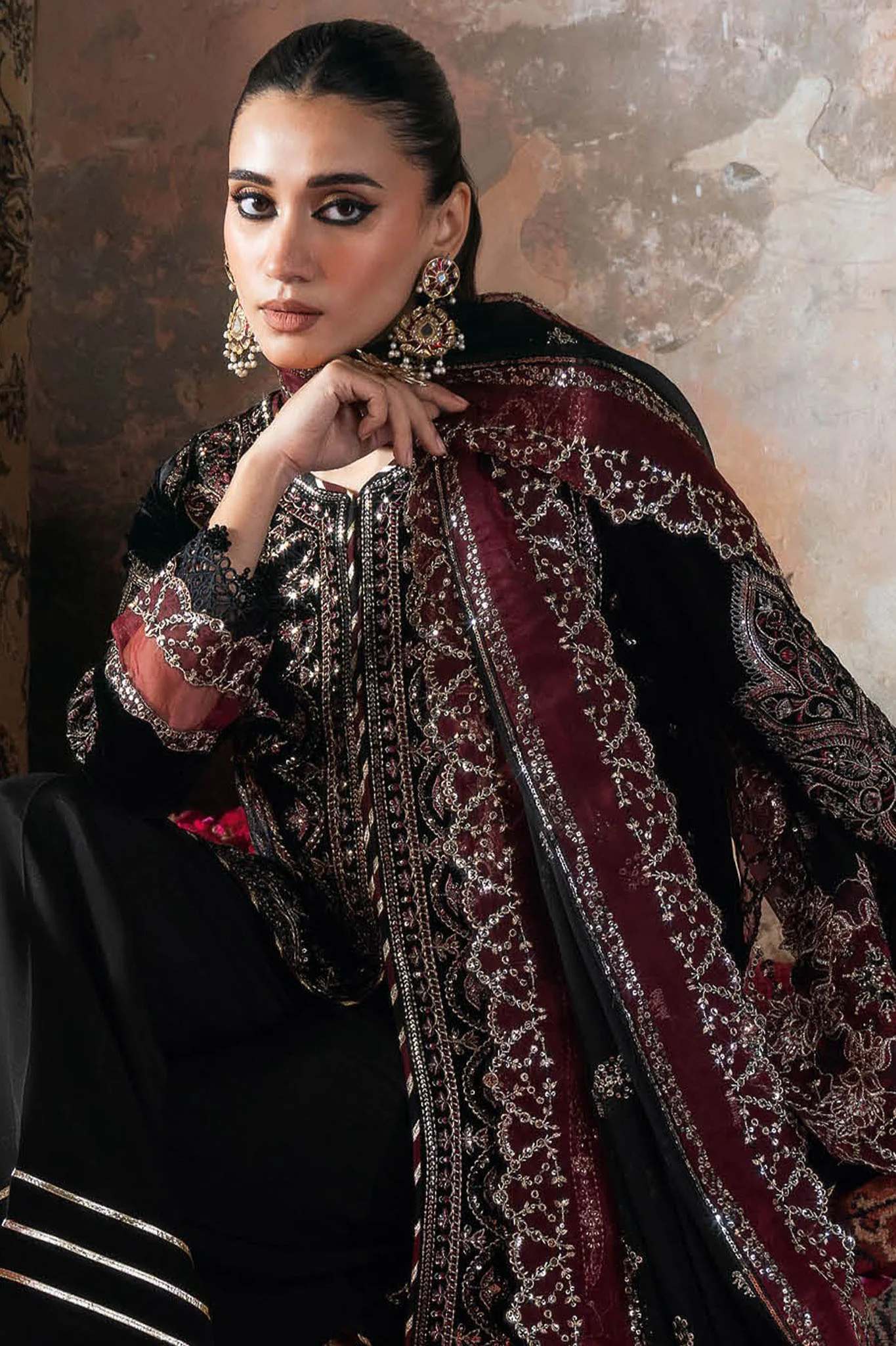 Ramsha Unstitched 3 Piece Luxury Velvet Vol-07 Suit-V-706 - Image 2