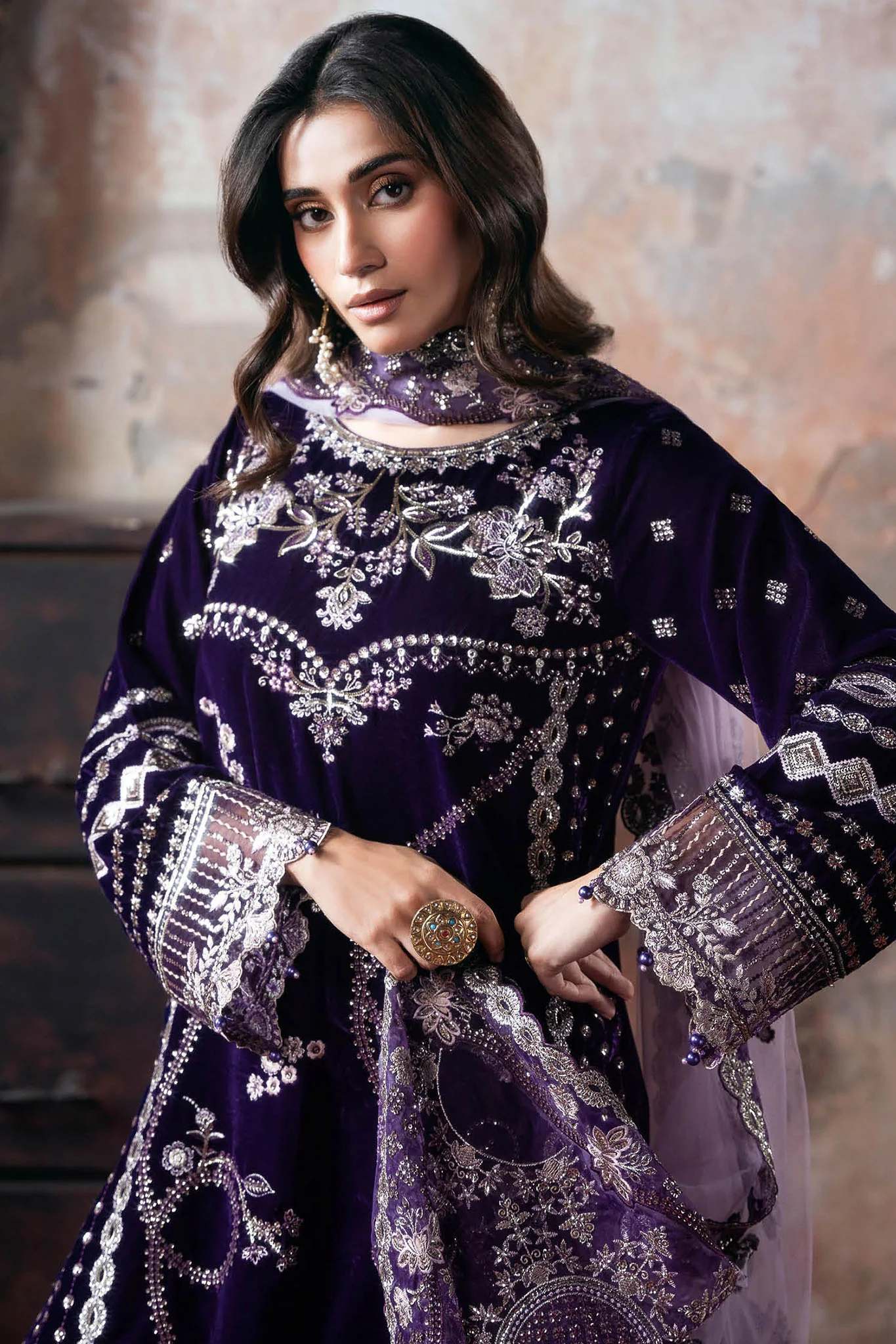 Ramsha Unstitched 3 Piece Luxury Velvet Vol-07 Suit-V-708 - Image 2