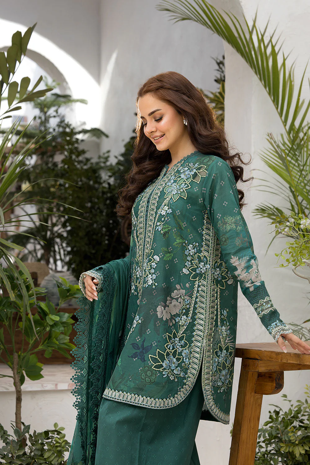 Vital by Sobia Nazir Unstitched 3 Piece Lawn Suit-V-09-B - Image 4