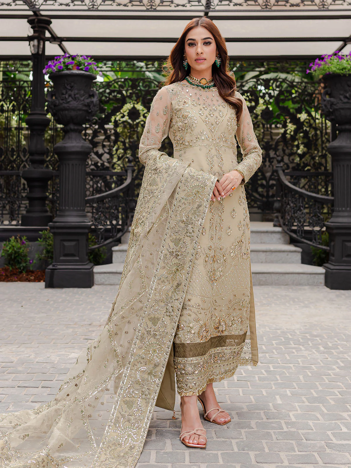 Gulaal Luxury Pret 2022-Warina GL-LP-V1-05 - Image 8