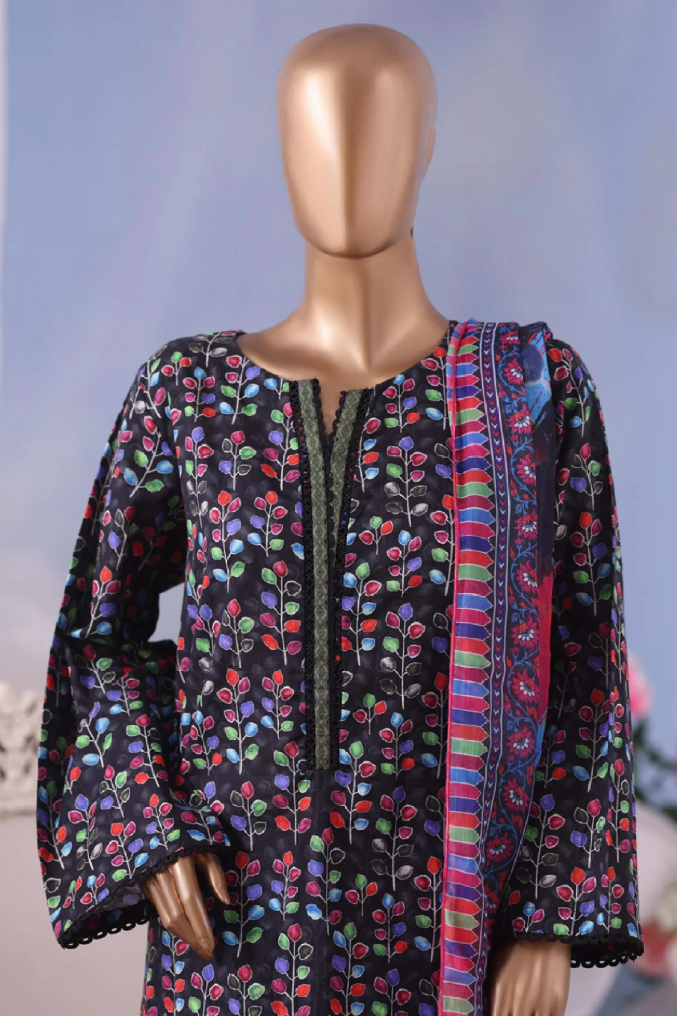 Bin Saeed Stitched 3 Piece Exclusive Printed Cotton Vol-04 Suit-WC-2495-Black - Image 2