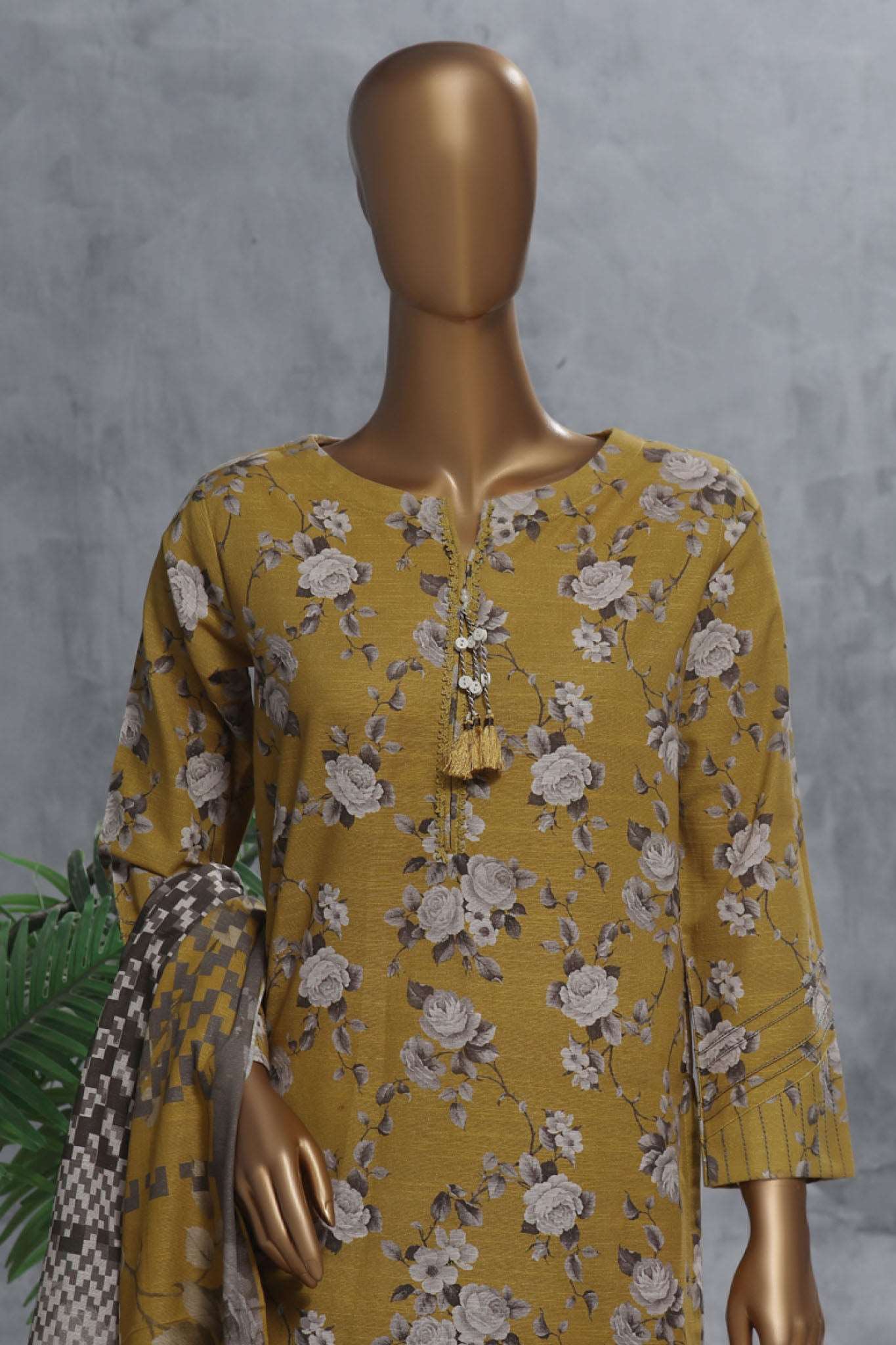 Wintry Prints by Hz Stitched 3 Piece Khaddar Vol-03 Suit-KPC-112 - Image 2