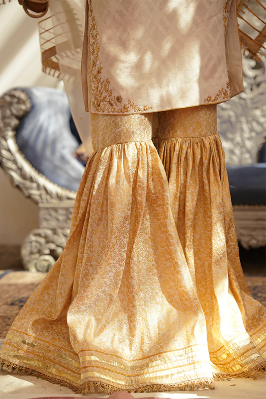 Zaaviay Stitched Eid Collection 2022 Zuri (Three Piece) - Image 6