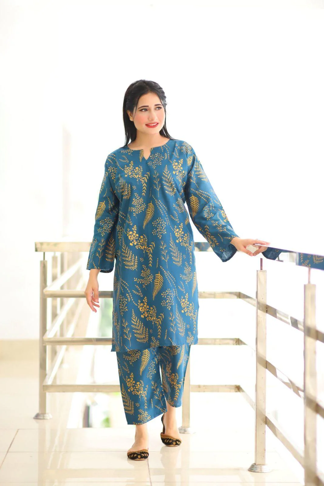 Zaib E Hoor Floral Leaf Print 2Pcs Stitched - Image 11