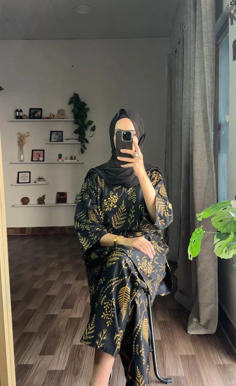Zaib E Hoor Floral Leaf Print 2Pcs Stitched - Image 22