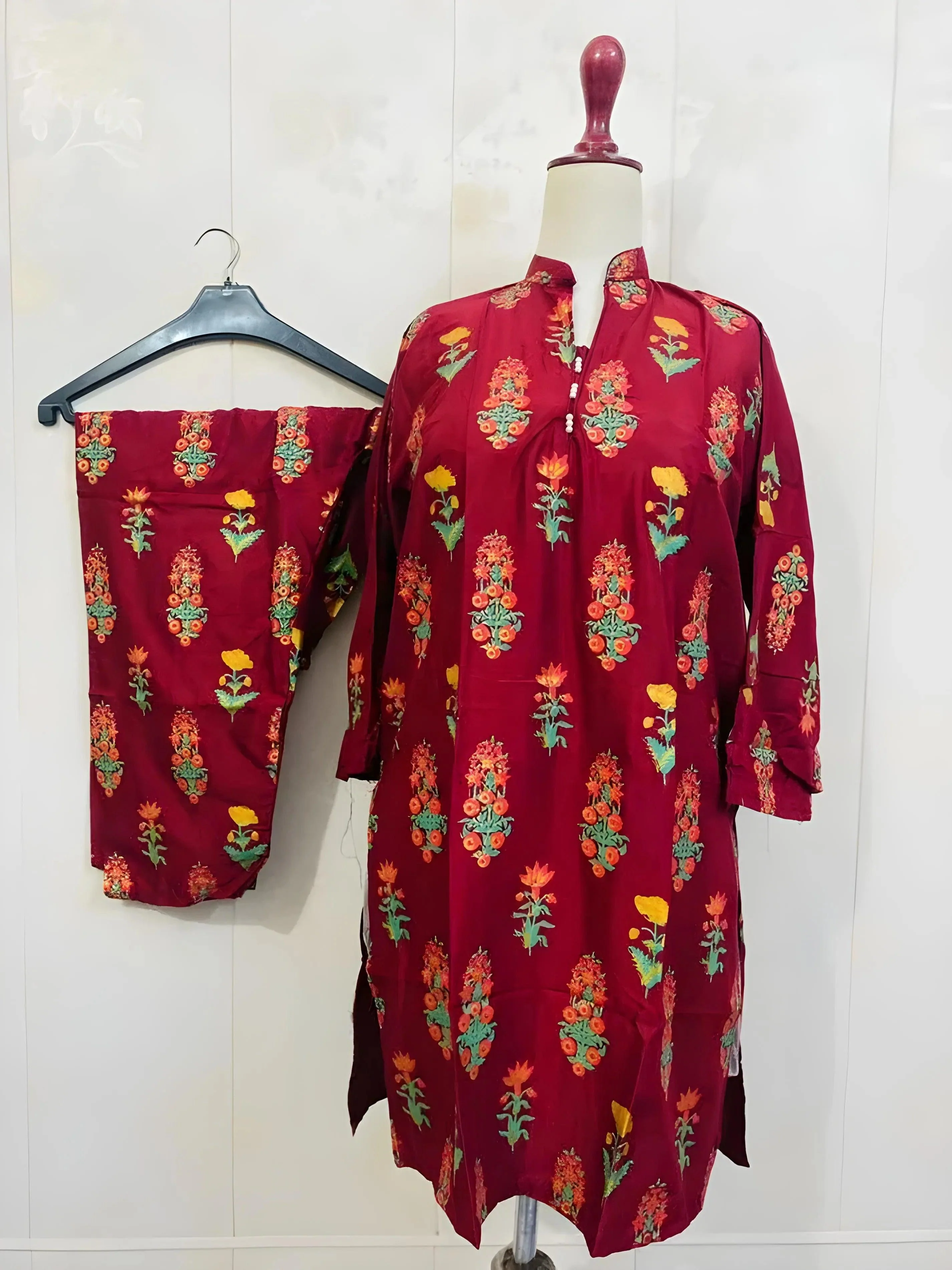 Zaib E Hoor Rangrasiya Floral Print 2Pcs Stitched - Image 14
