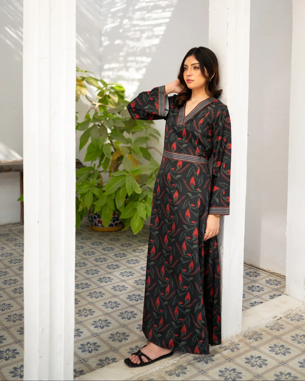 Zauk Charcoal Black Printed Long Dress - Image 5