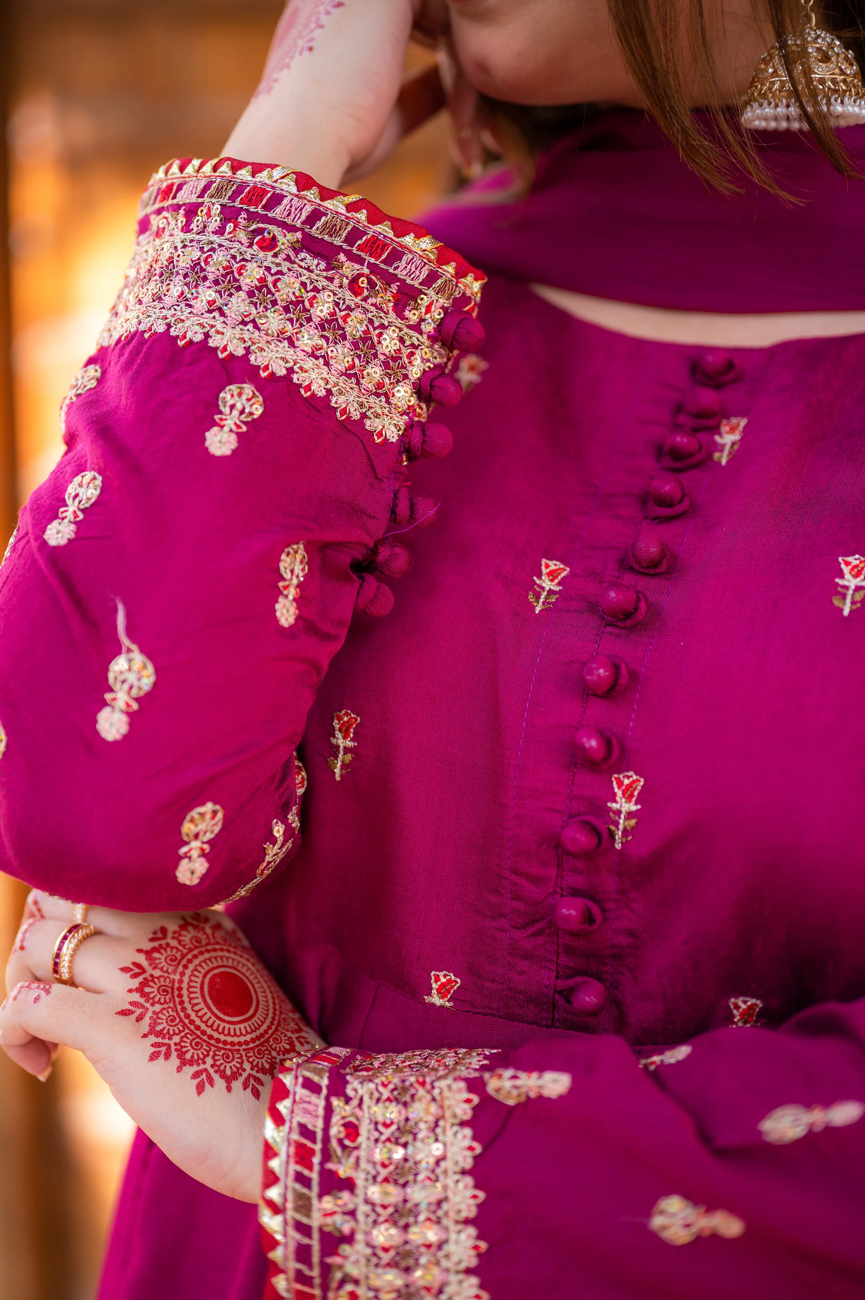 Omal By Komal Stitched 3 Piece Summer Suit-Zeenia - 3 pc - Image 3