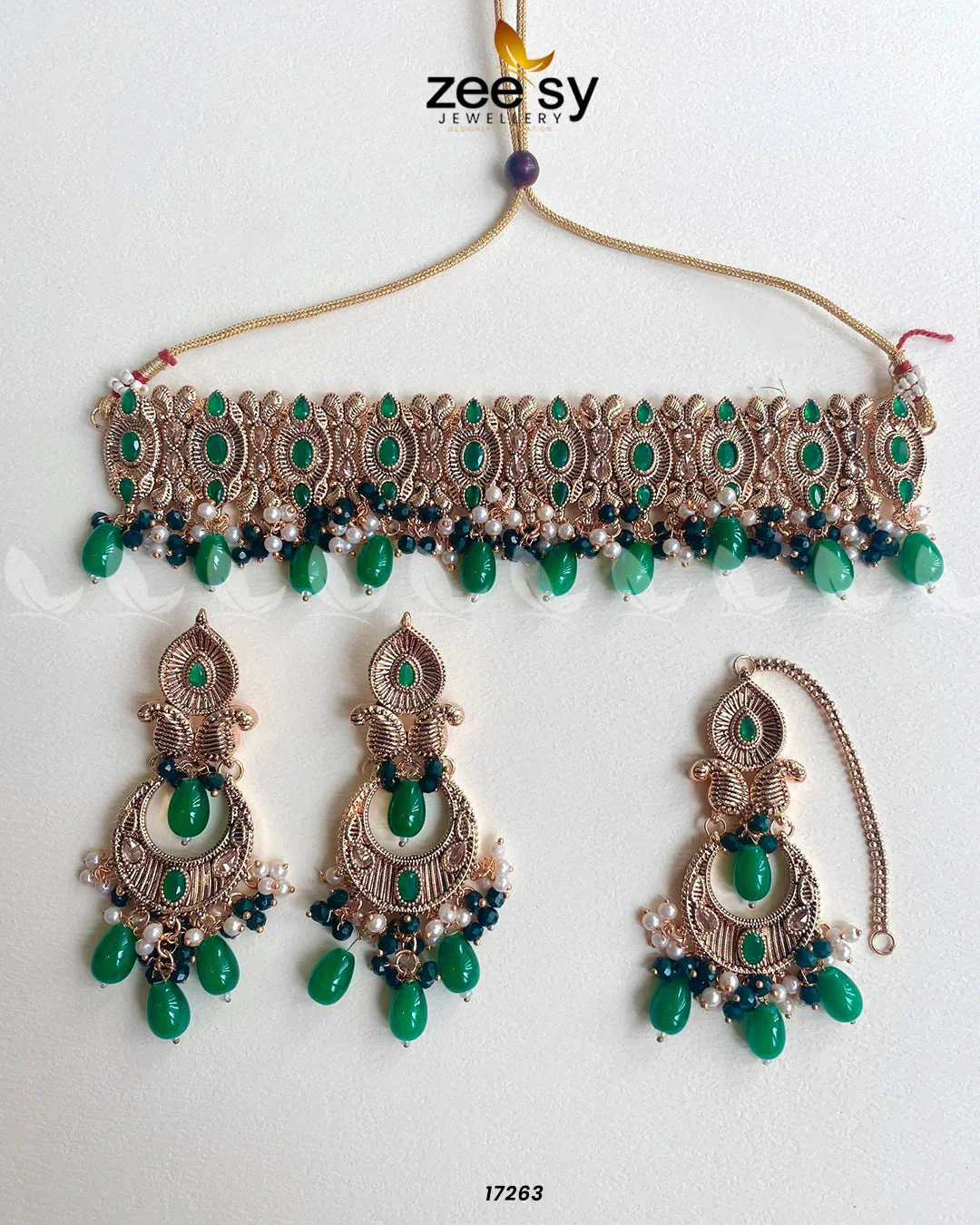 Zeesy Aura Necklace Set - Image 2