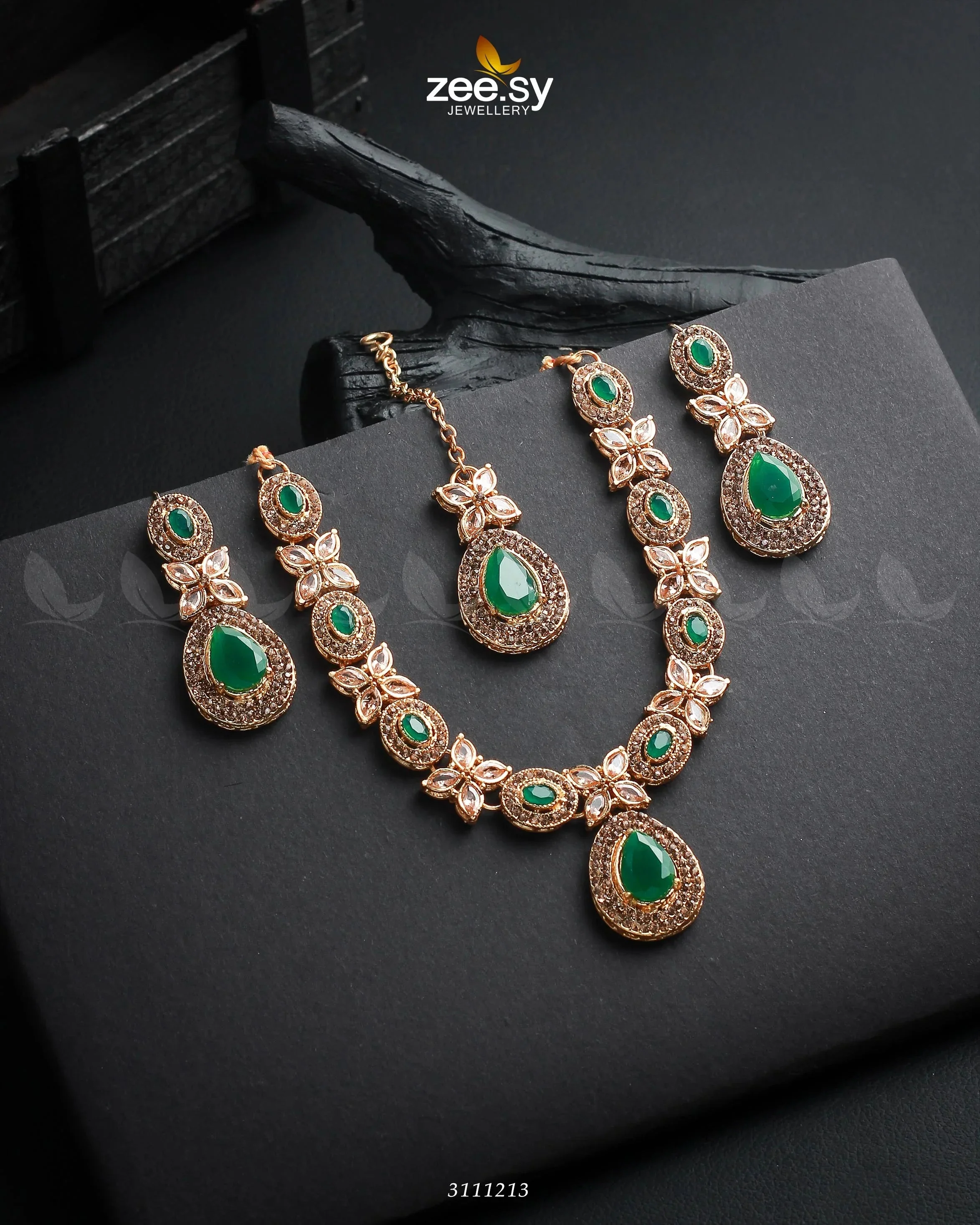 Zeesy Cassin'S Necklace Set - Image 5