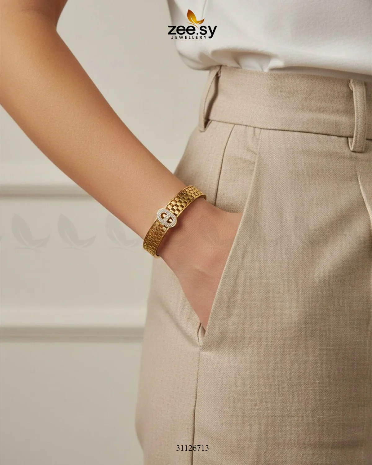Zeesy Estelle Cuff Stainless Steel Bracelet - Image 4