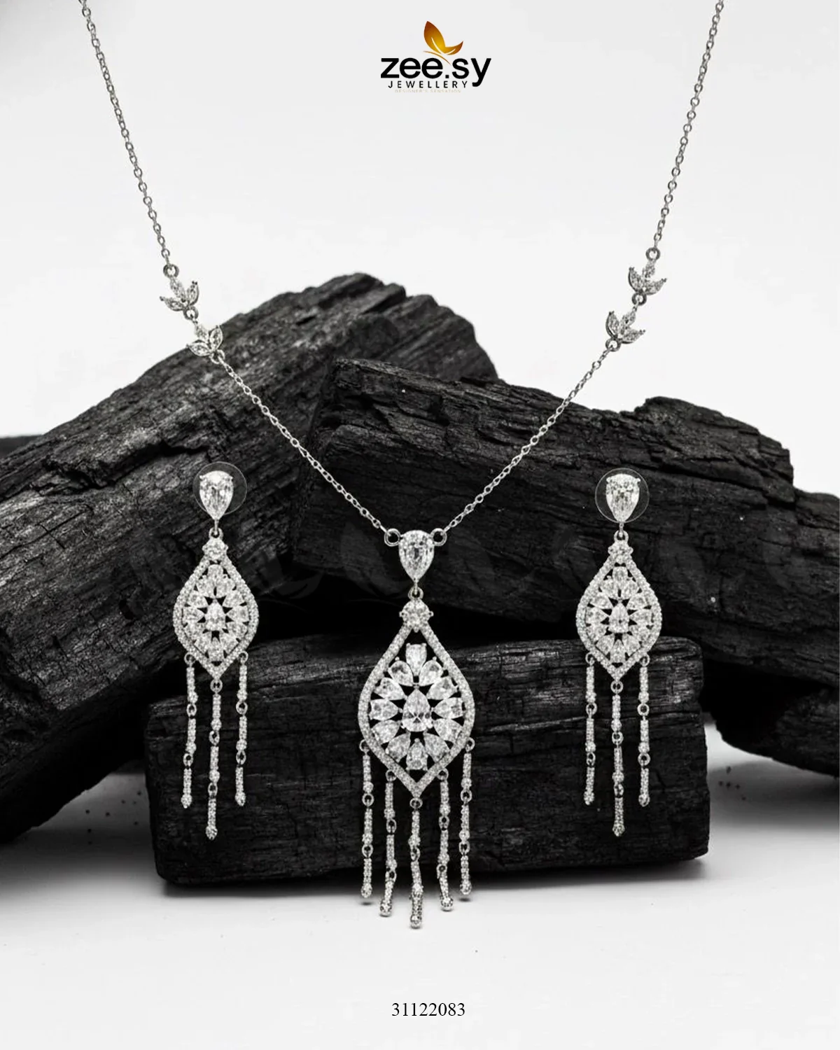 Zeesy Heirloom Shared Bloom Necklace Set - Image 4