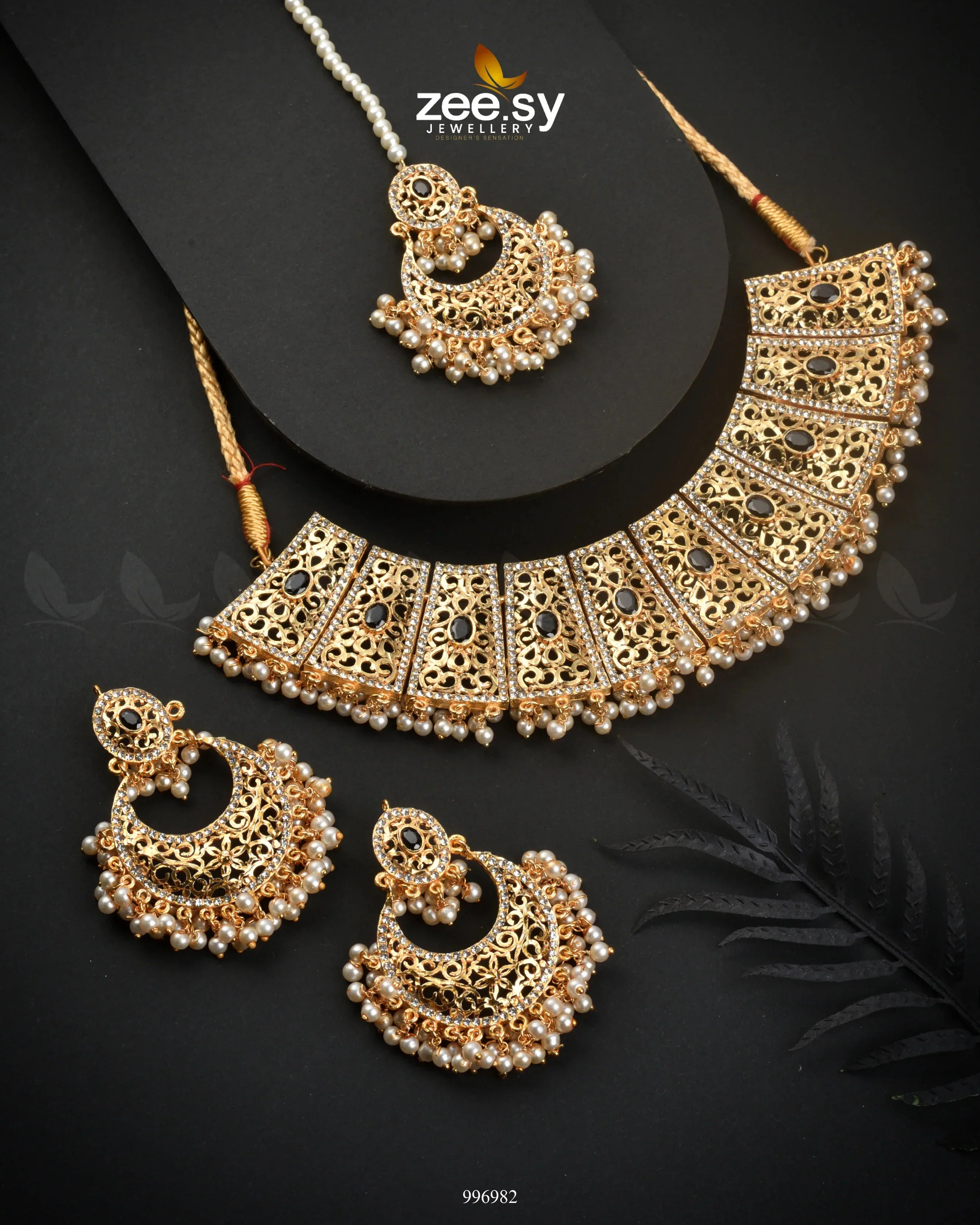Zeesy Ornamented Necklace Set - Image 3