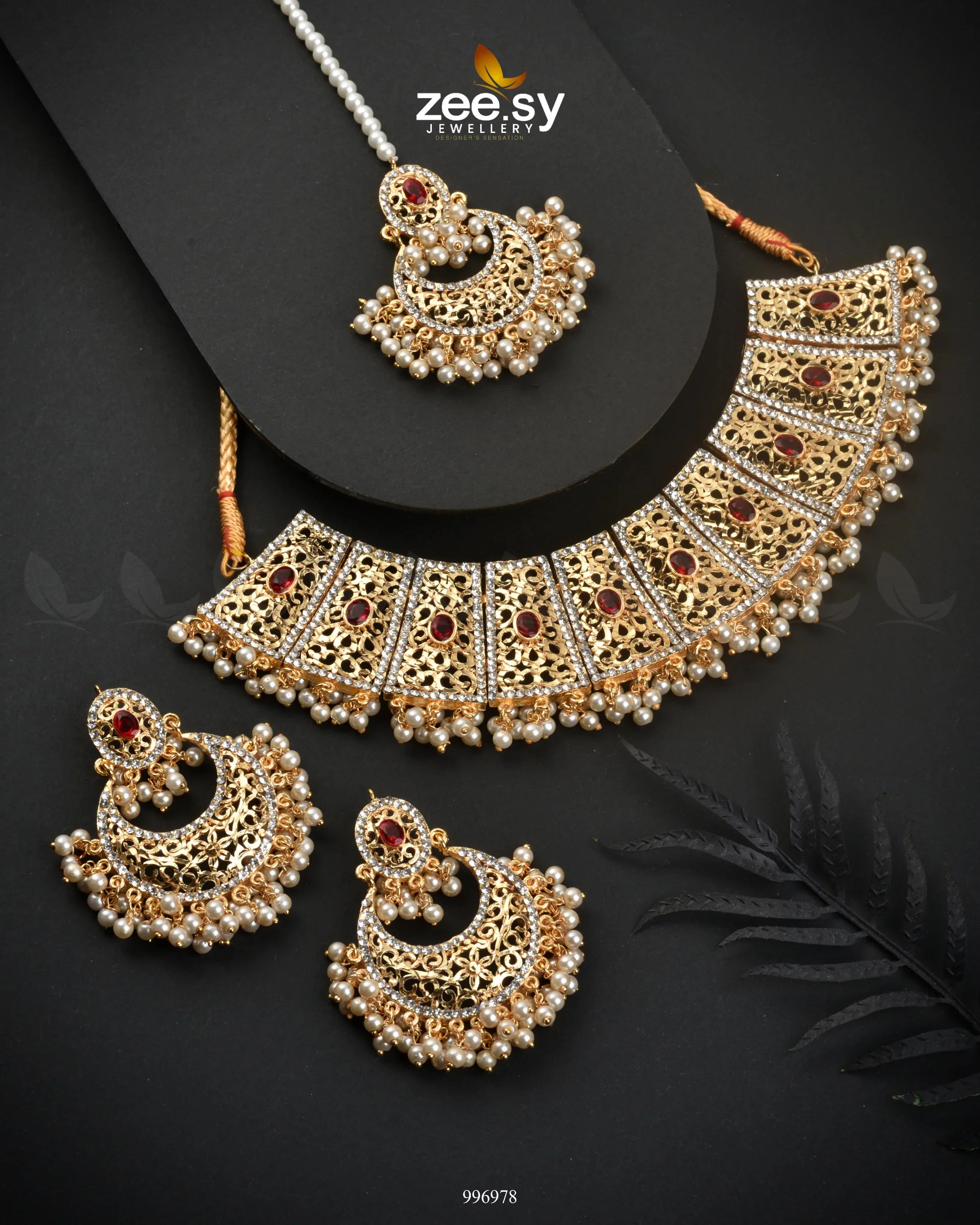 Zeesy Ornamented Necklace Set - Image 4
